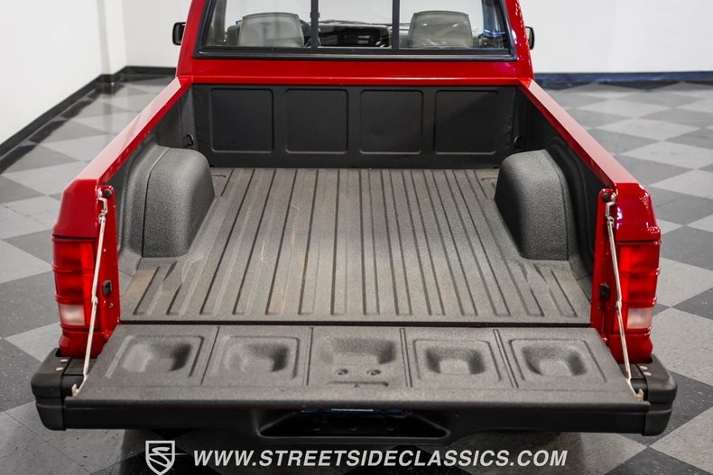 23k-Mile 1991 Jeep Comanche Pioneer