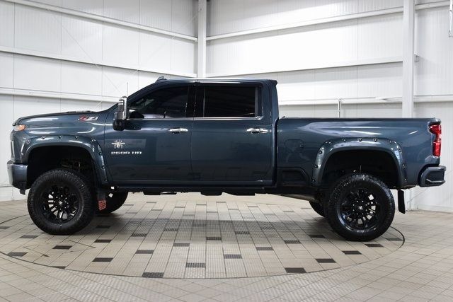 2020 Chevrolet Silverado 2500HD LTZ Black Widow