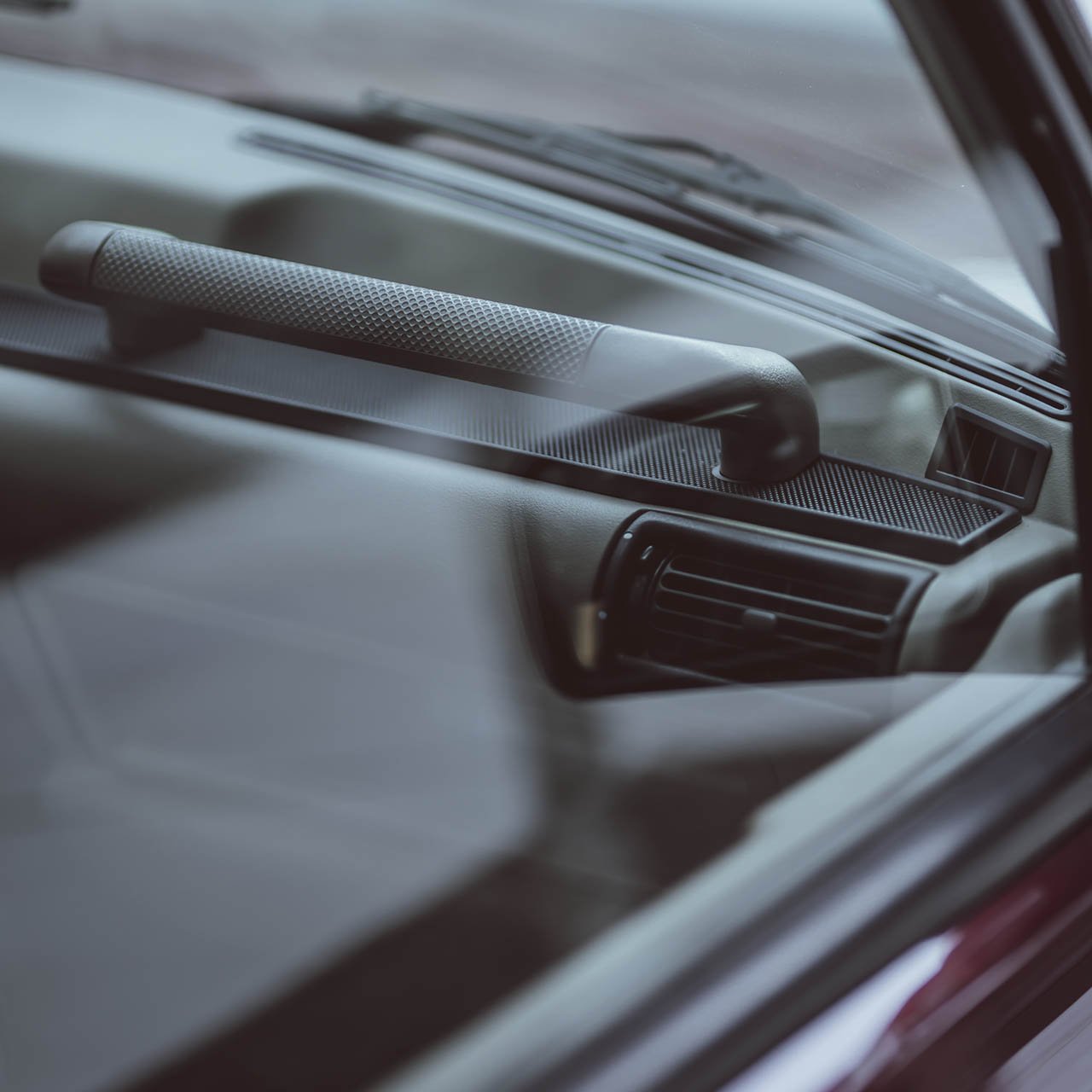 Sold: 1993 Land Rover Discovery