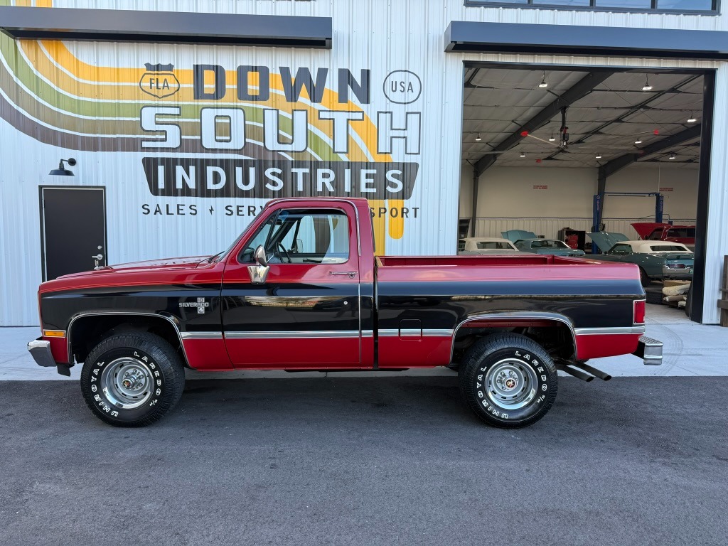 6k-Mile 1987 Chevrolet Silverado V-10