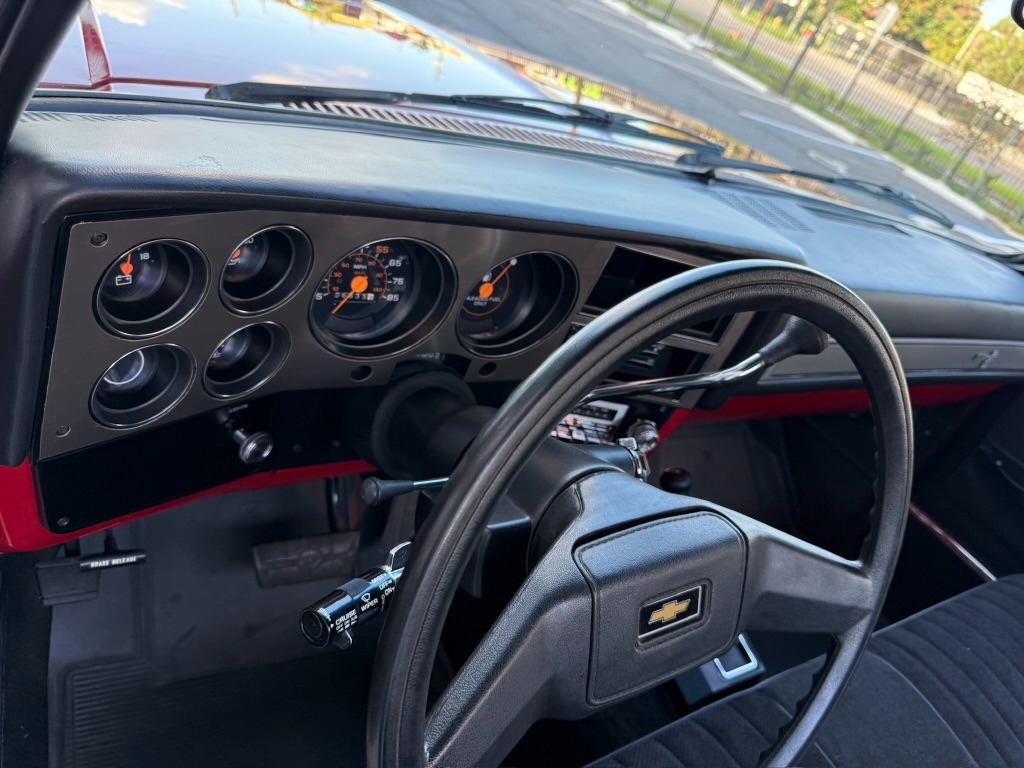 6k-Mile 1987 Chevrolet Silverado V-10