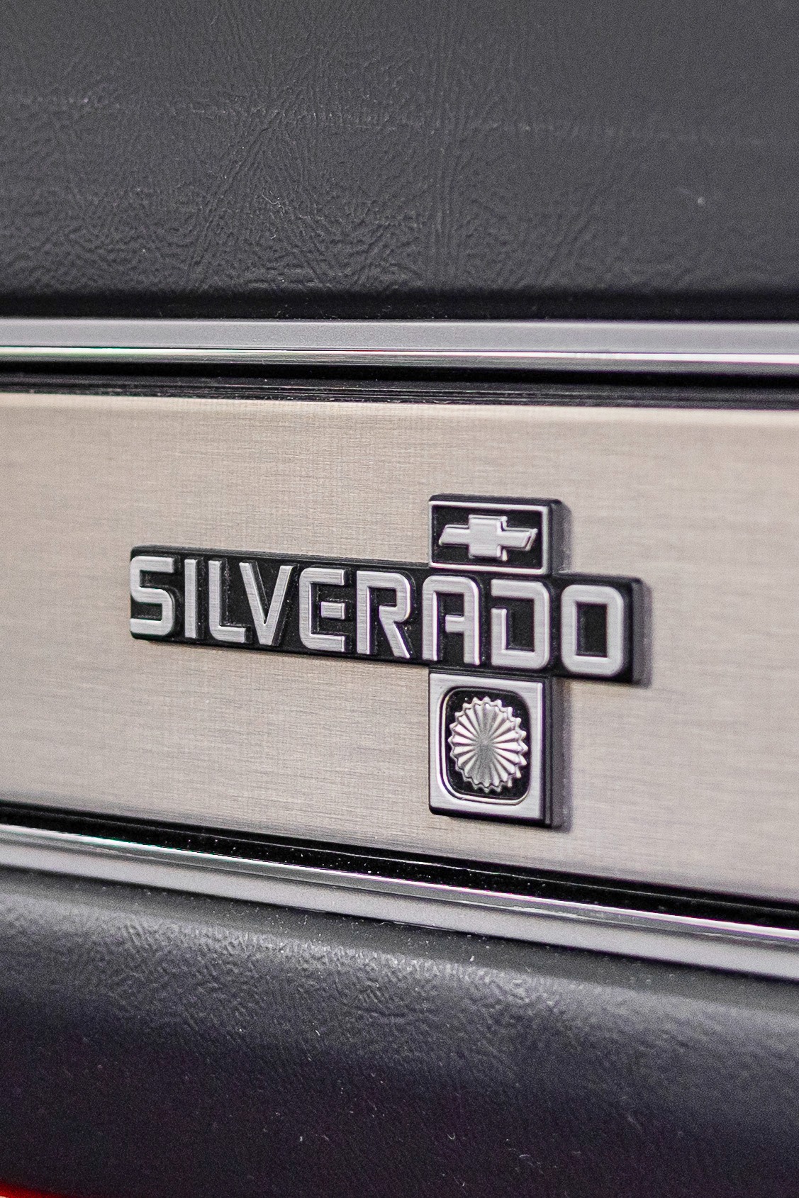 6k-Mile 1987 Chevrolet Silverado V-10