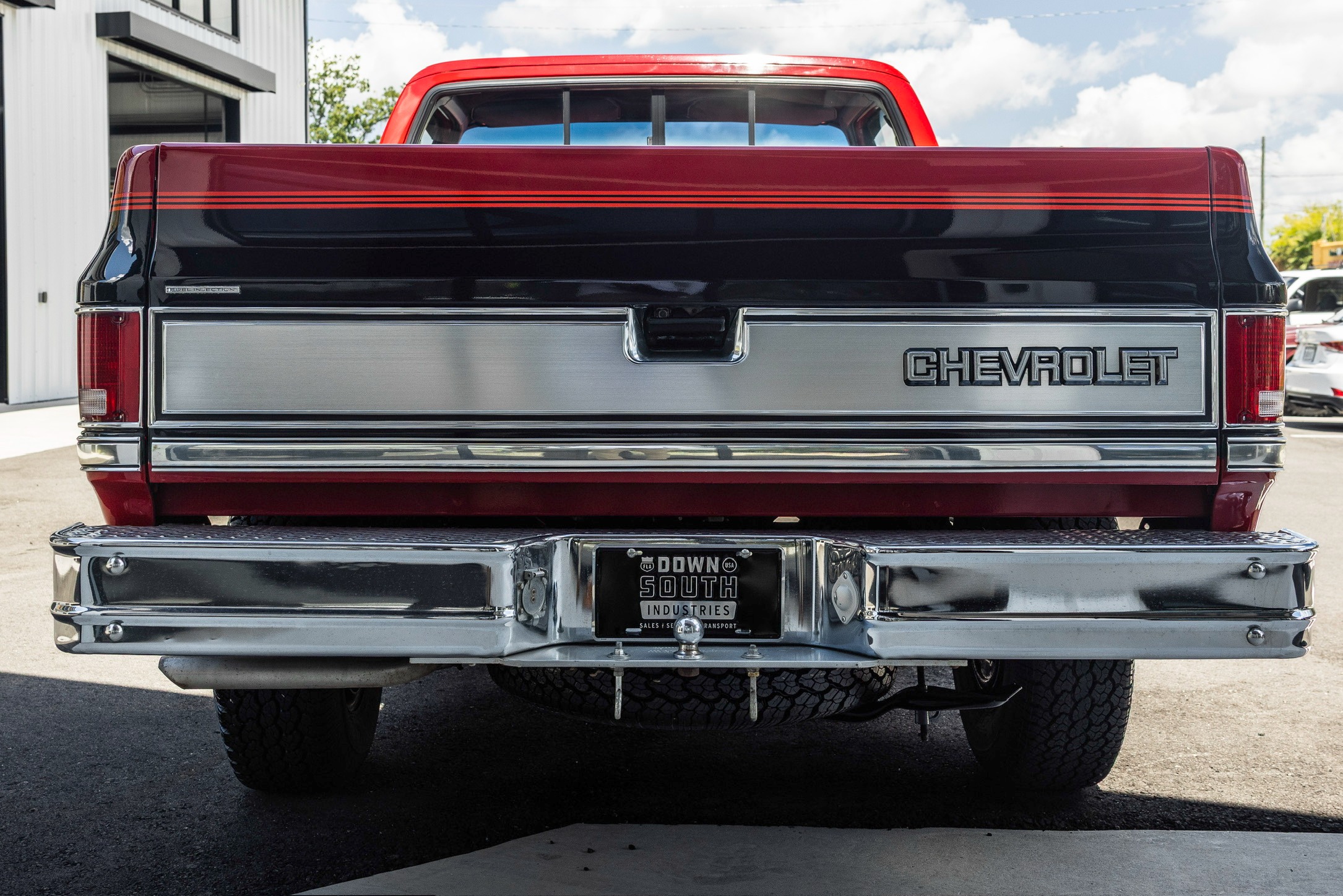 6k-Mile 1987 Chevrolet Silverado V-10