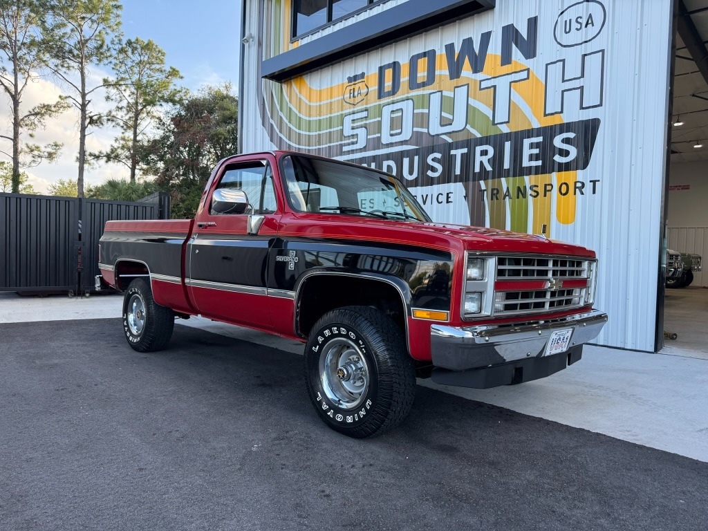 6k-Mile 1987 Chevrolet Silverado V-10
