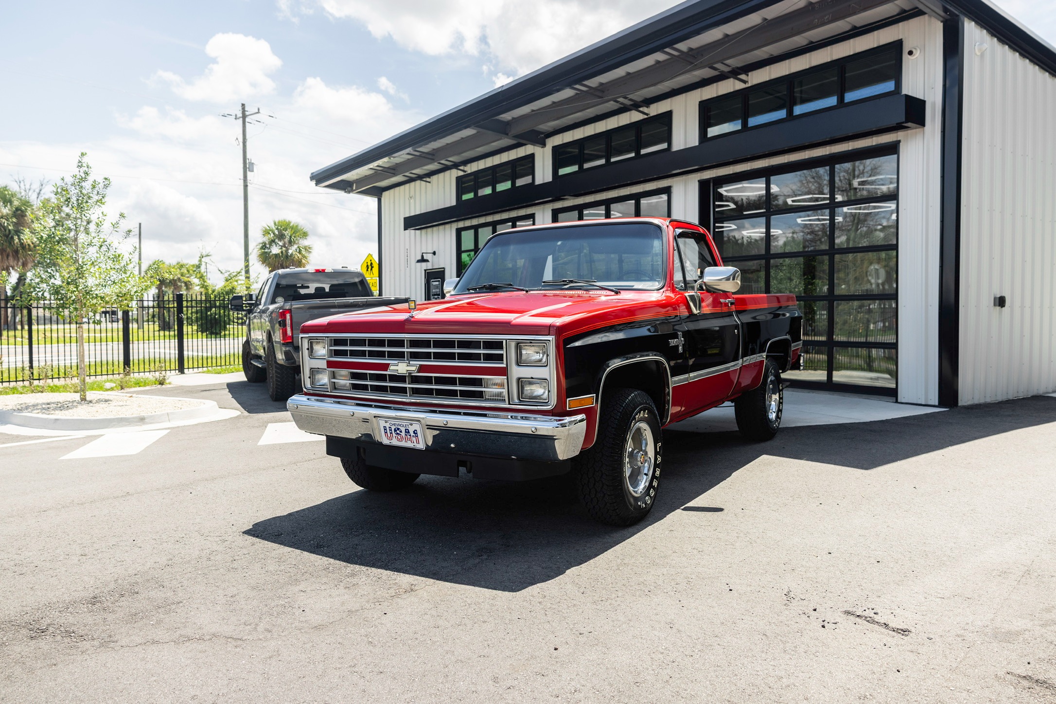6k-Mile 1987 Chevrolet Silverado V-10 - 5