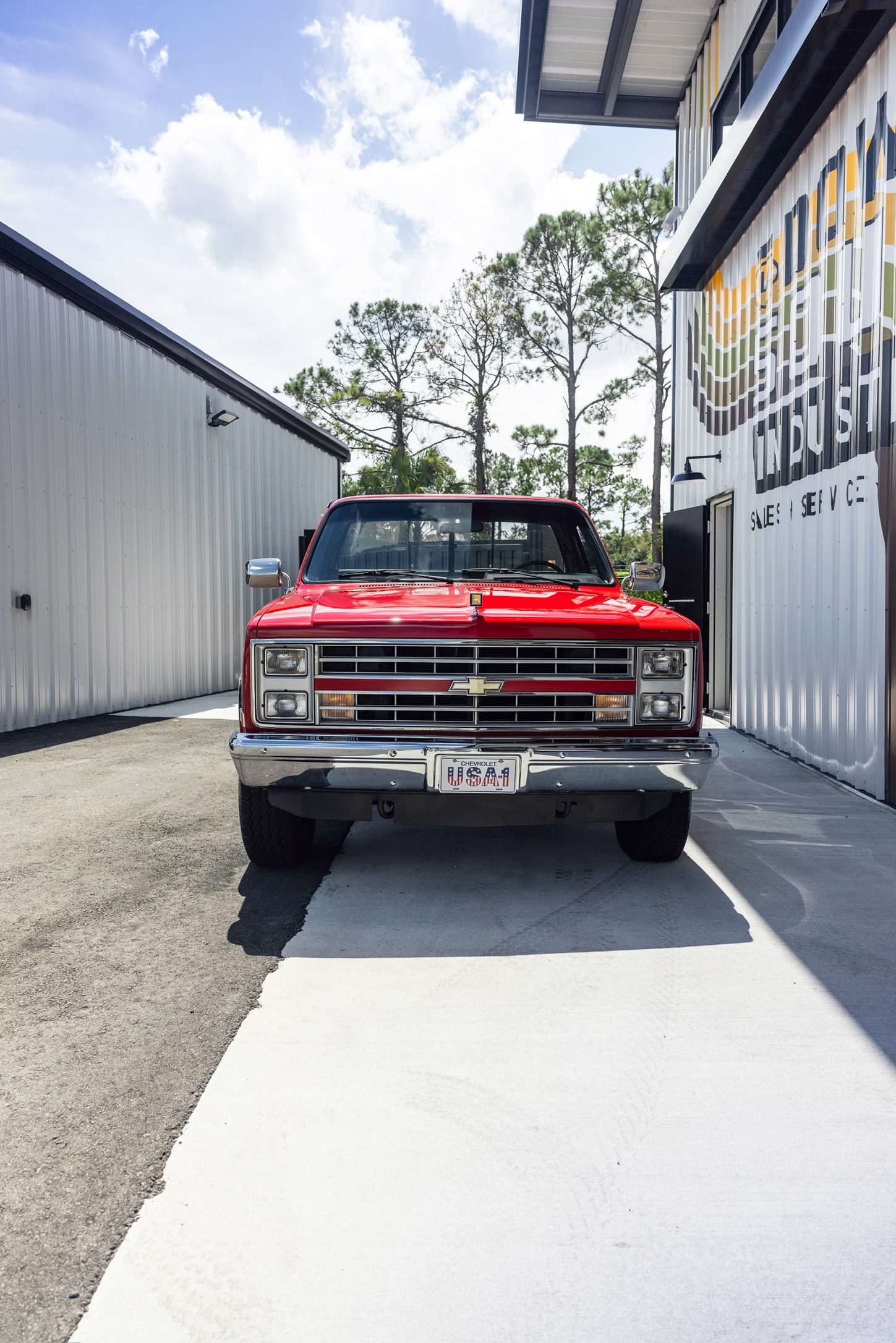 6k-Mile 1987 Chevrolet Silverado V-10