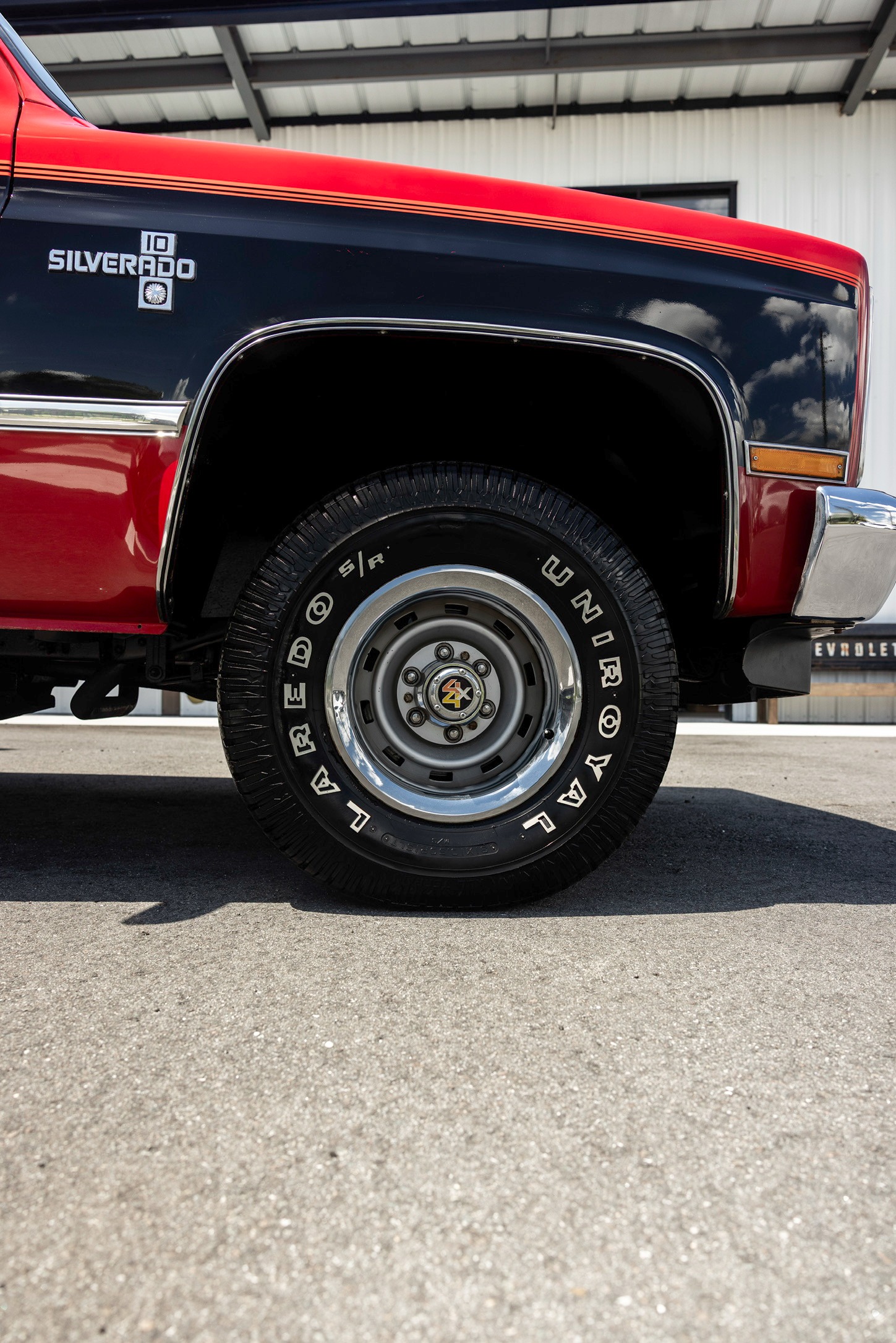 6k-Mile 1987 Chevrolet Silverado V-10