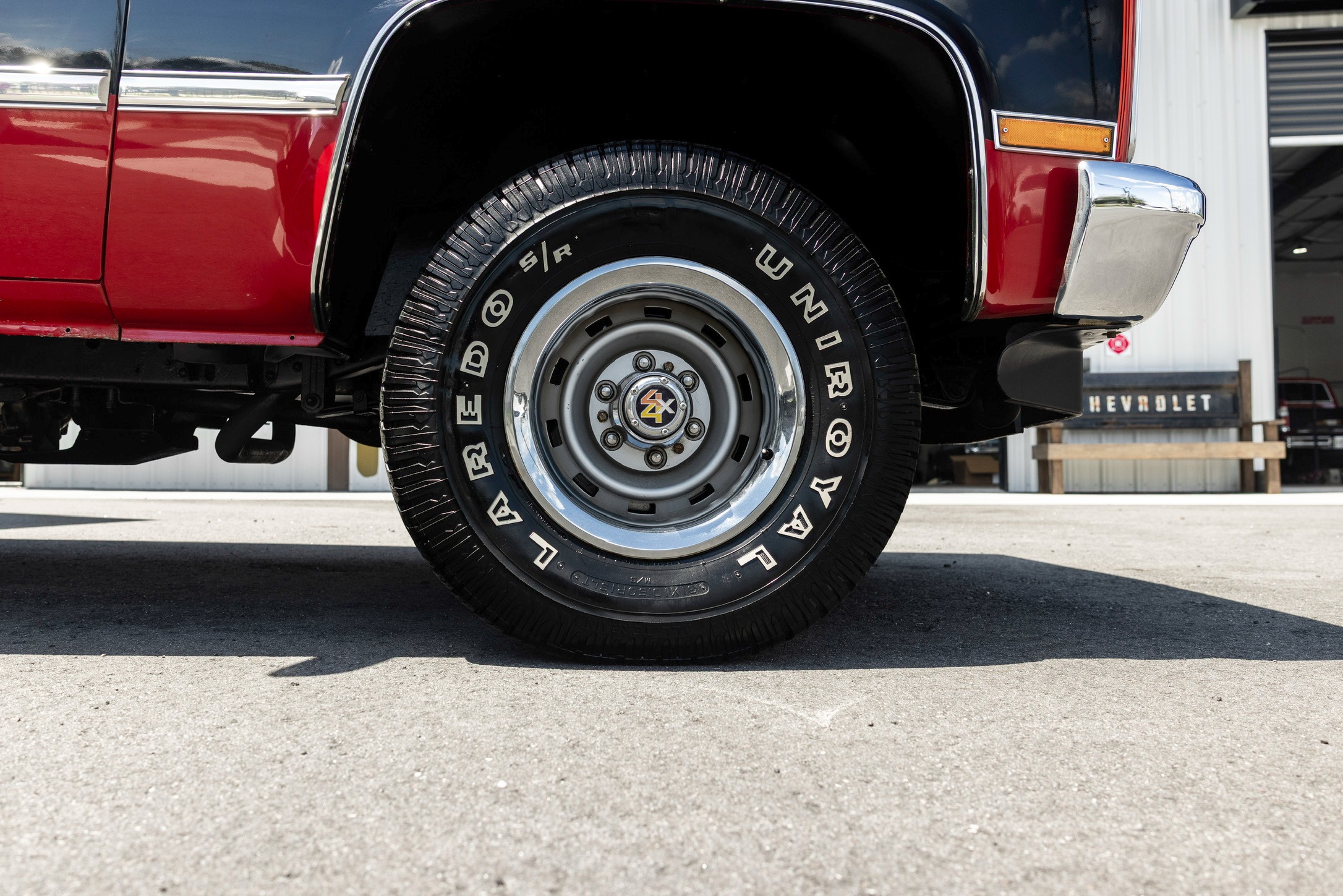 6k-Mile 1987 Chevrolet Silverado V-10