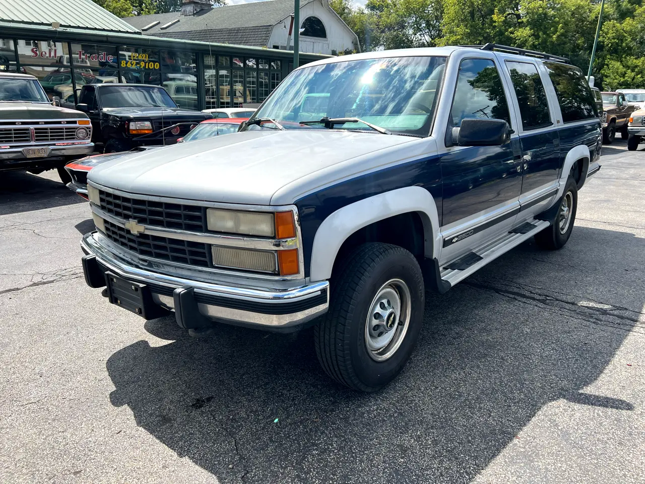 Chevrolet Suburban