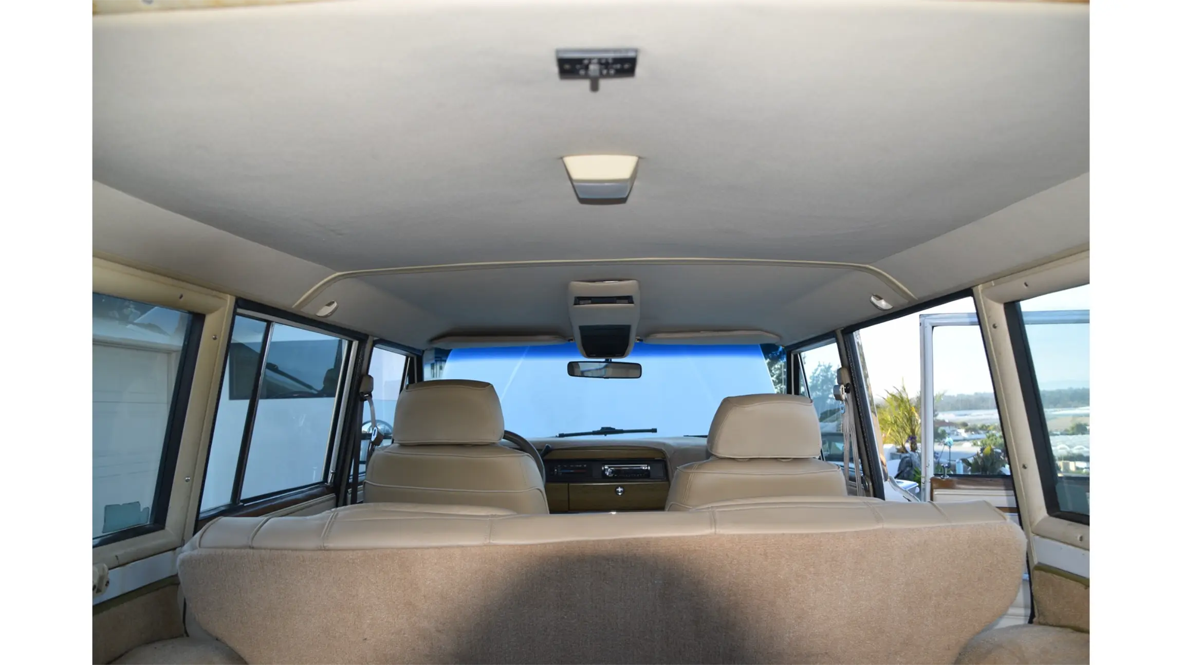 383 Stroker–Powered 1990 Jeep Grand Wagoneer