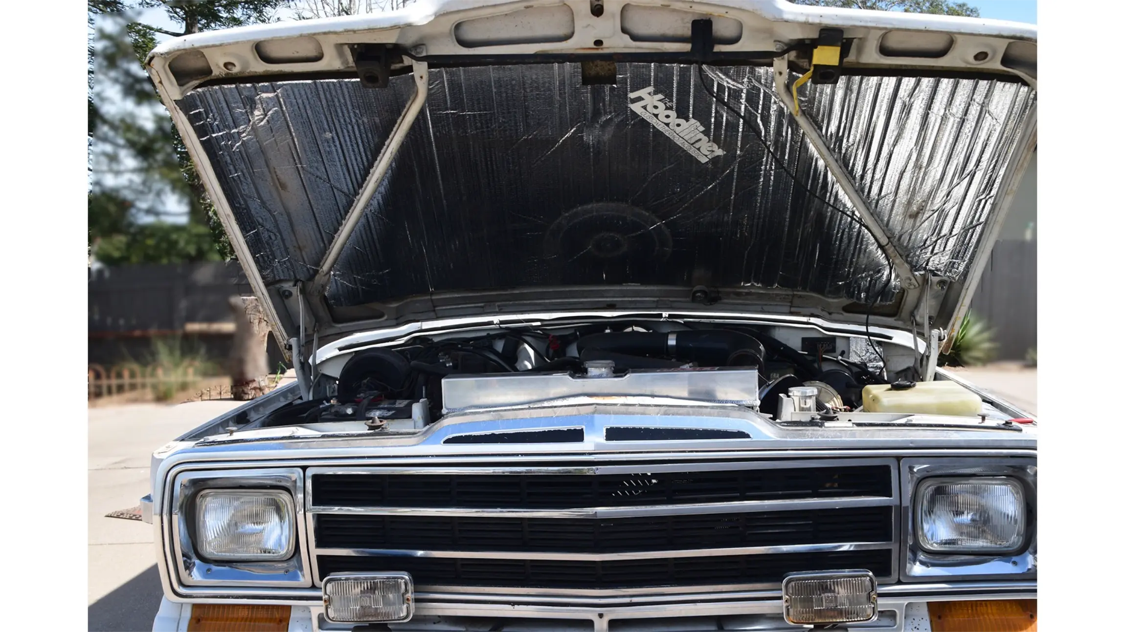 383 Stroker–Powered 1990 Jeep Grand Wagoneer