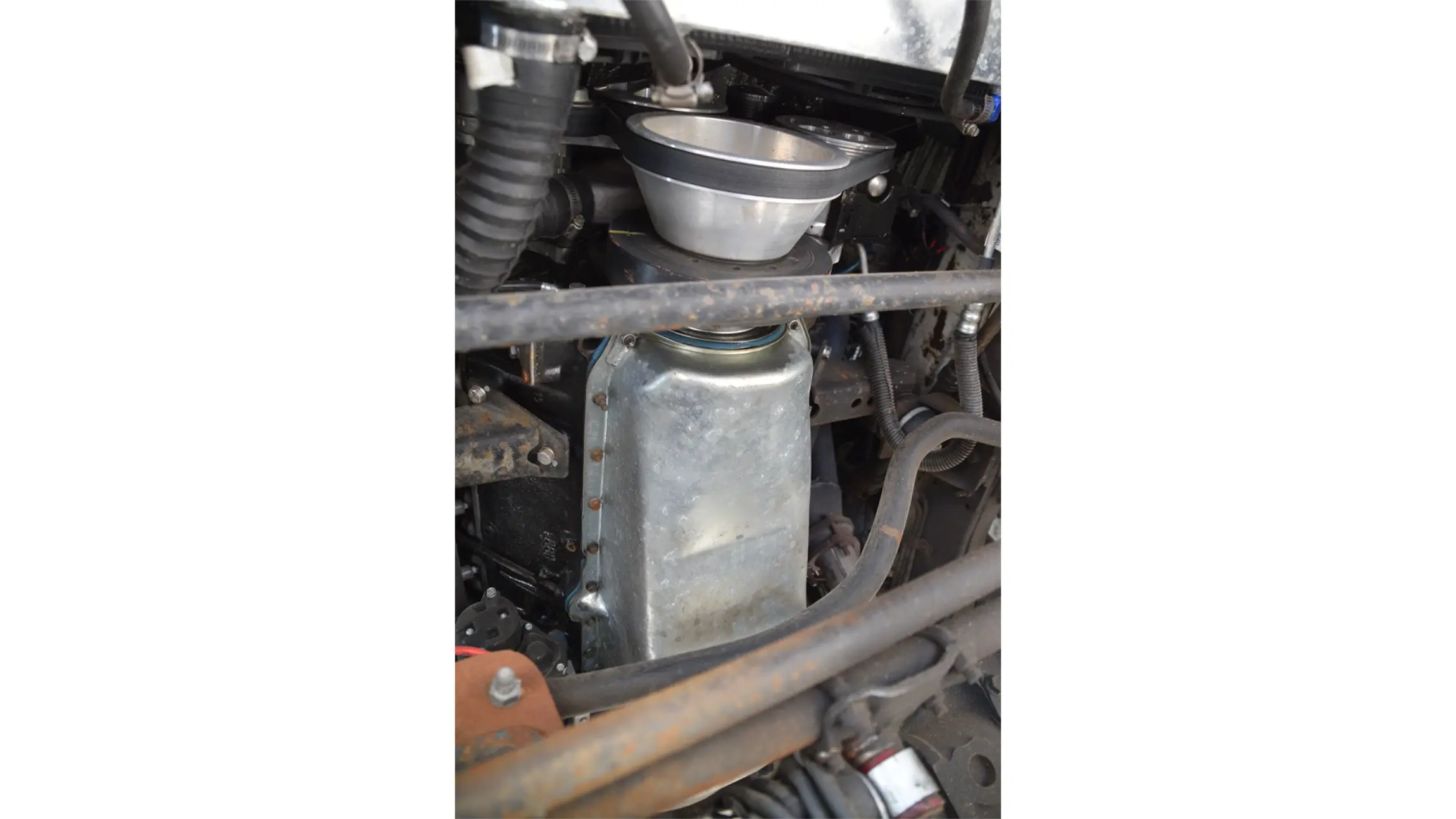 383 Stroker–Powered 1990 Jeep Grand Wagoneer