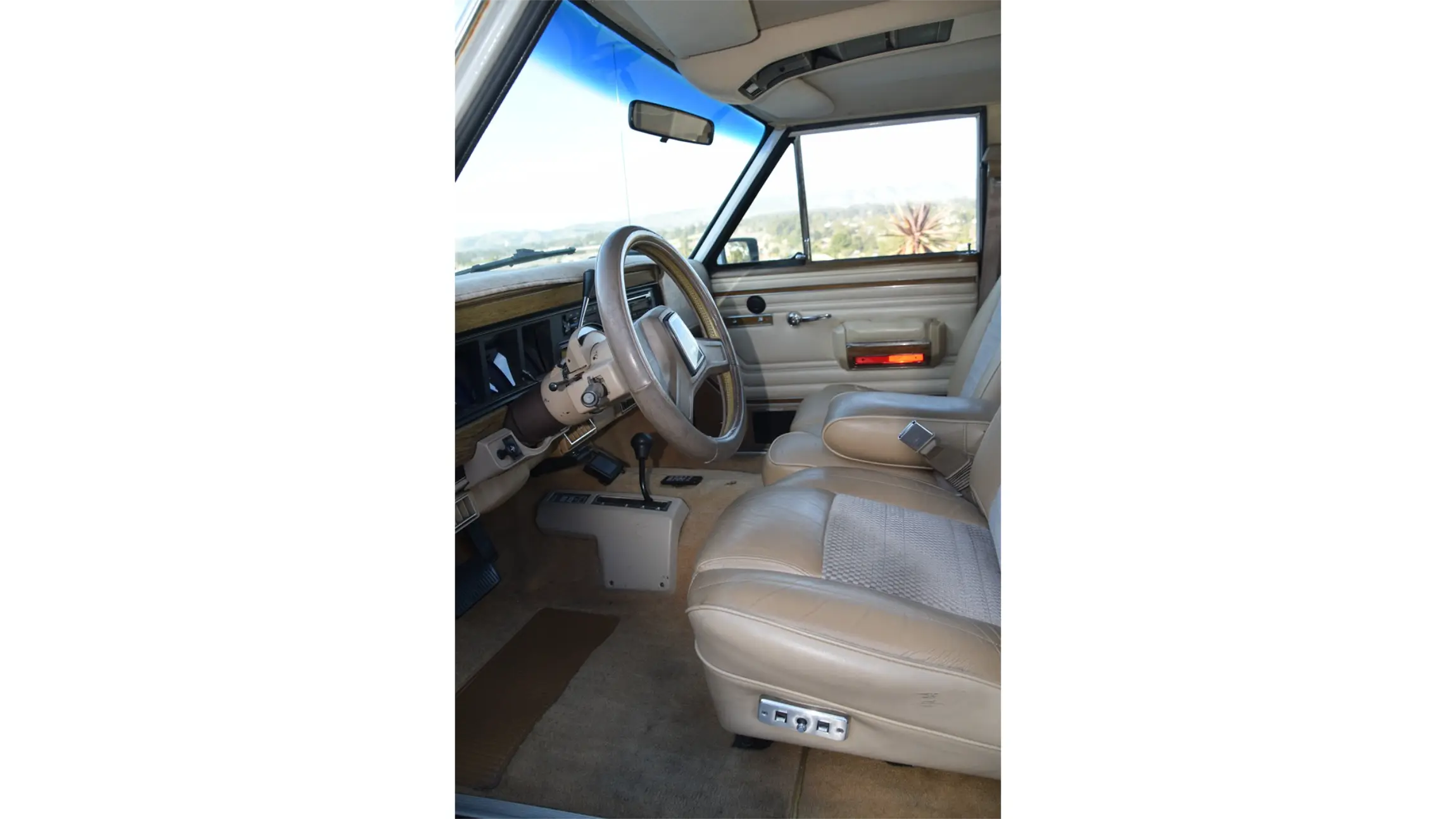 383 Stroker–Powered 1990 Jeep Grand Wagoneer