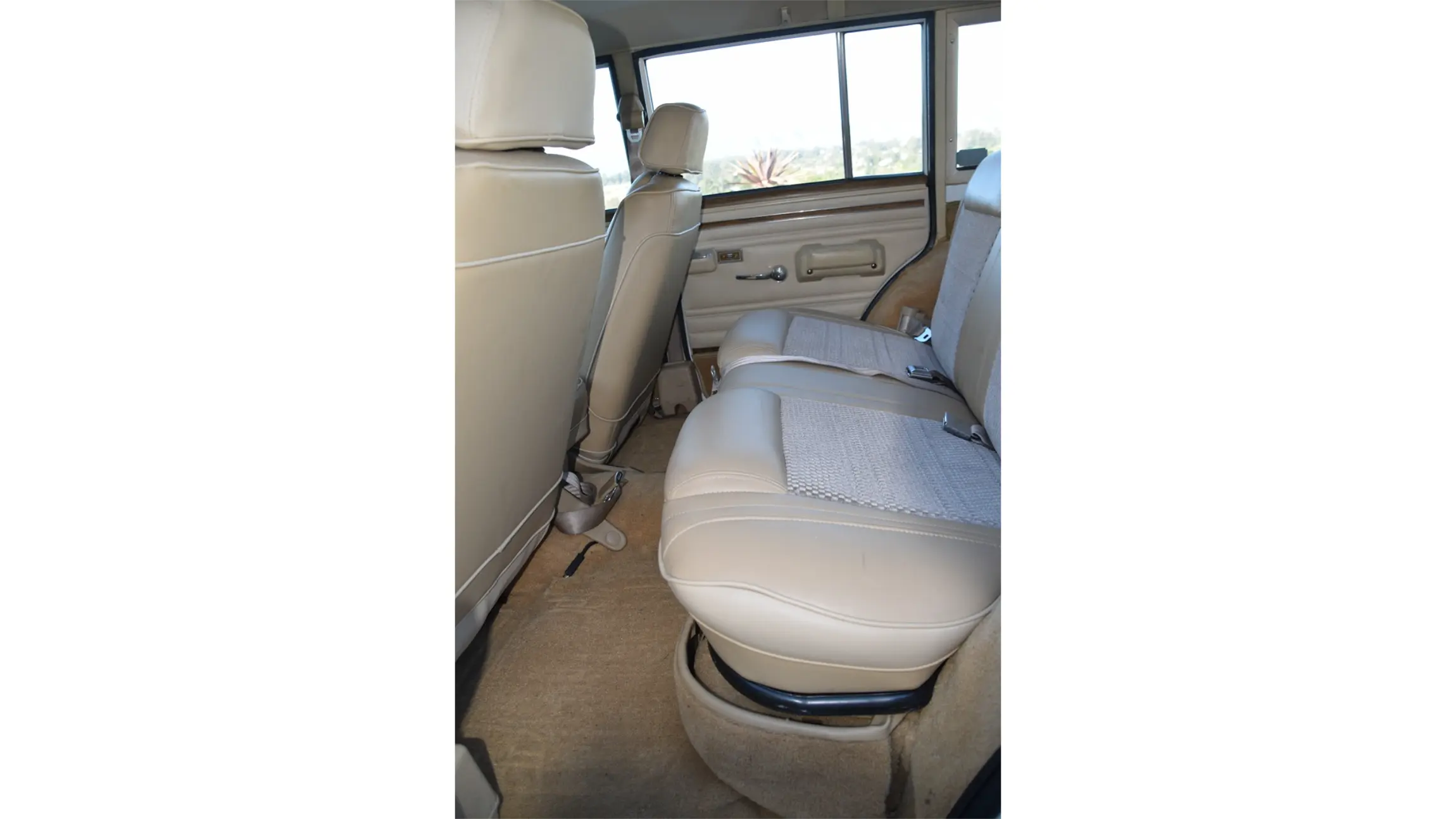 383 Stroker–Powered 1990 Jeep Grand Wagoneer