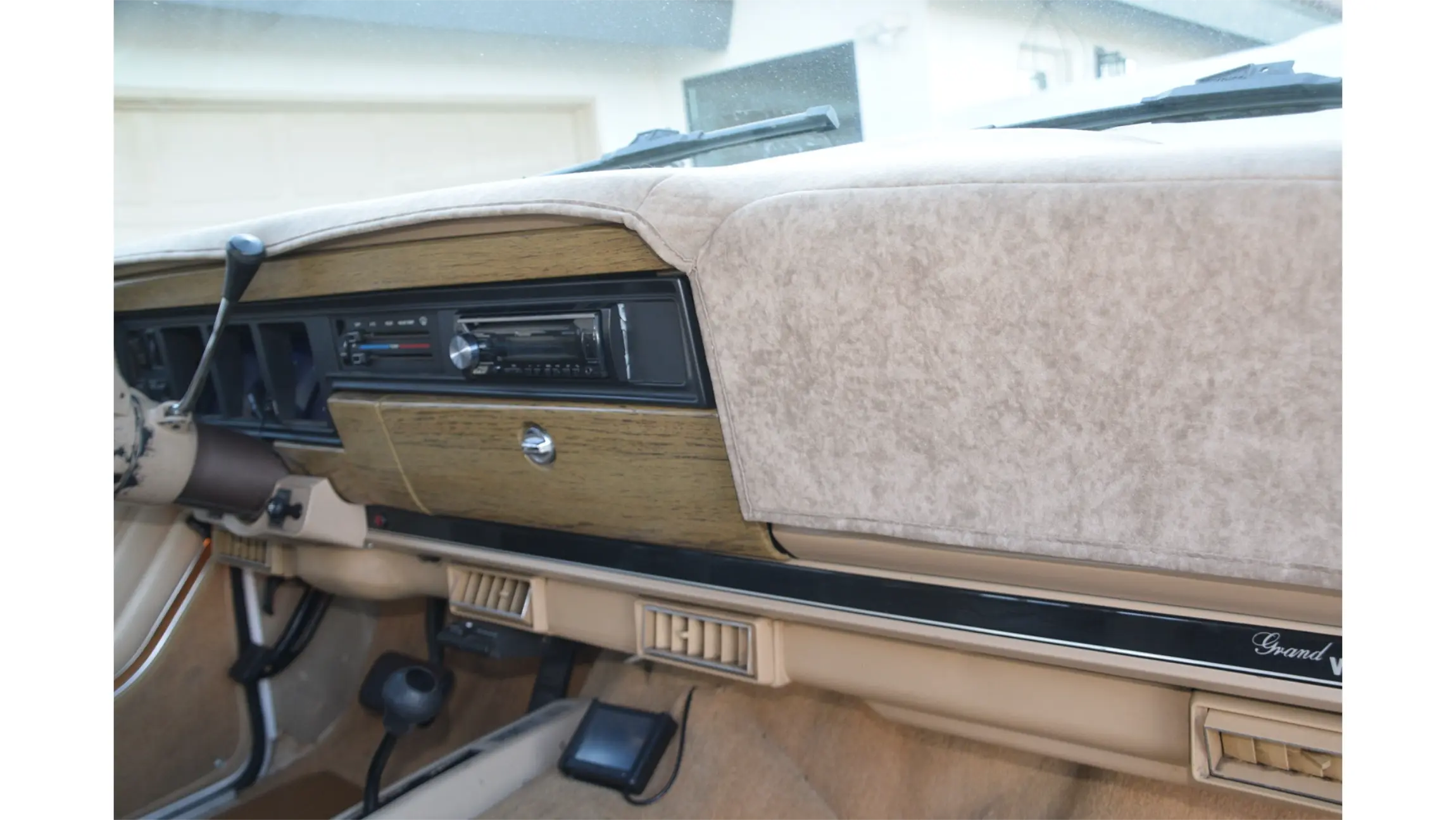 383 Stroker–Powered 1990 Jeep Grand Wagoneer
