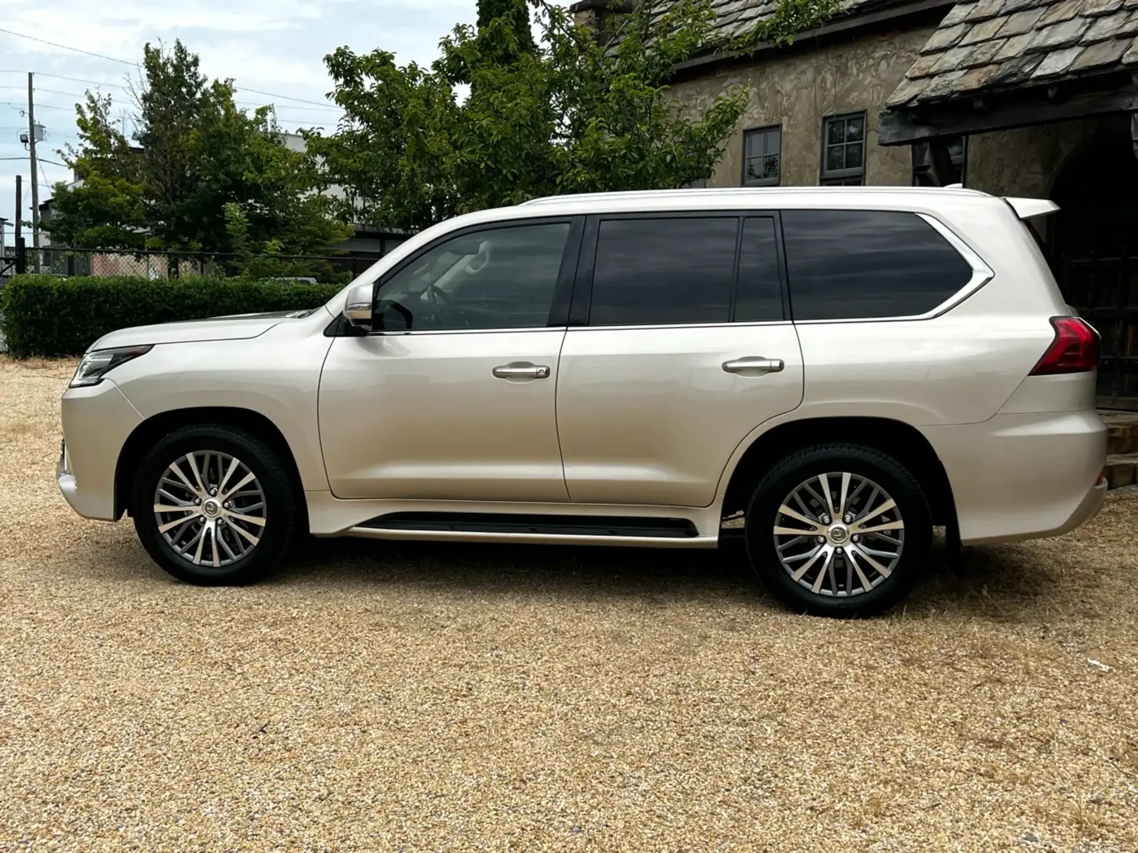 2018 Lexus LX 570