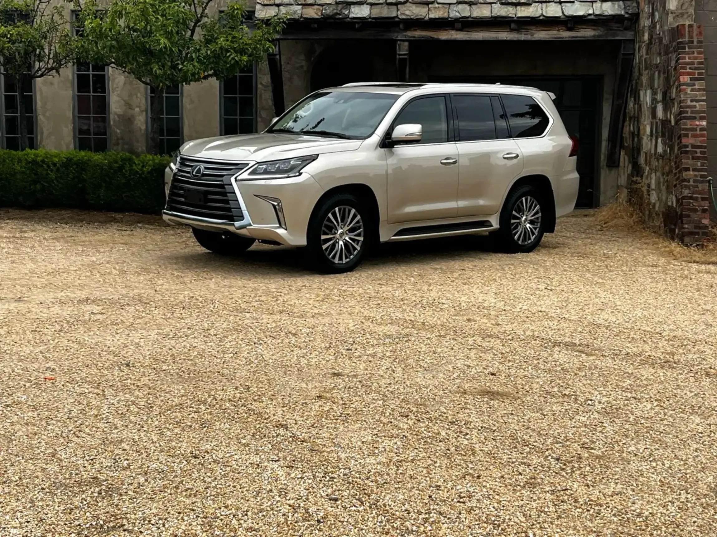 2018 Lexus LX 570