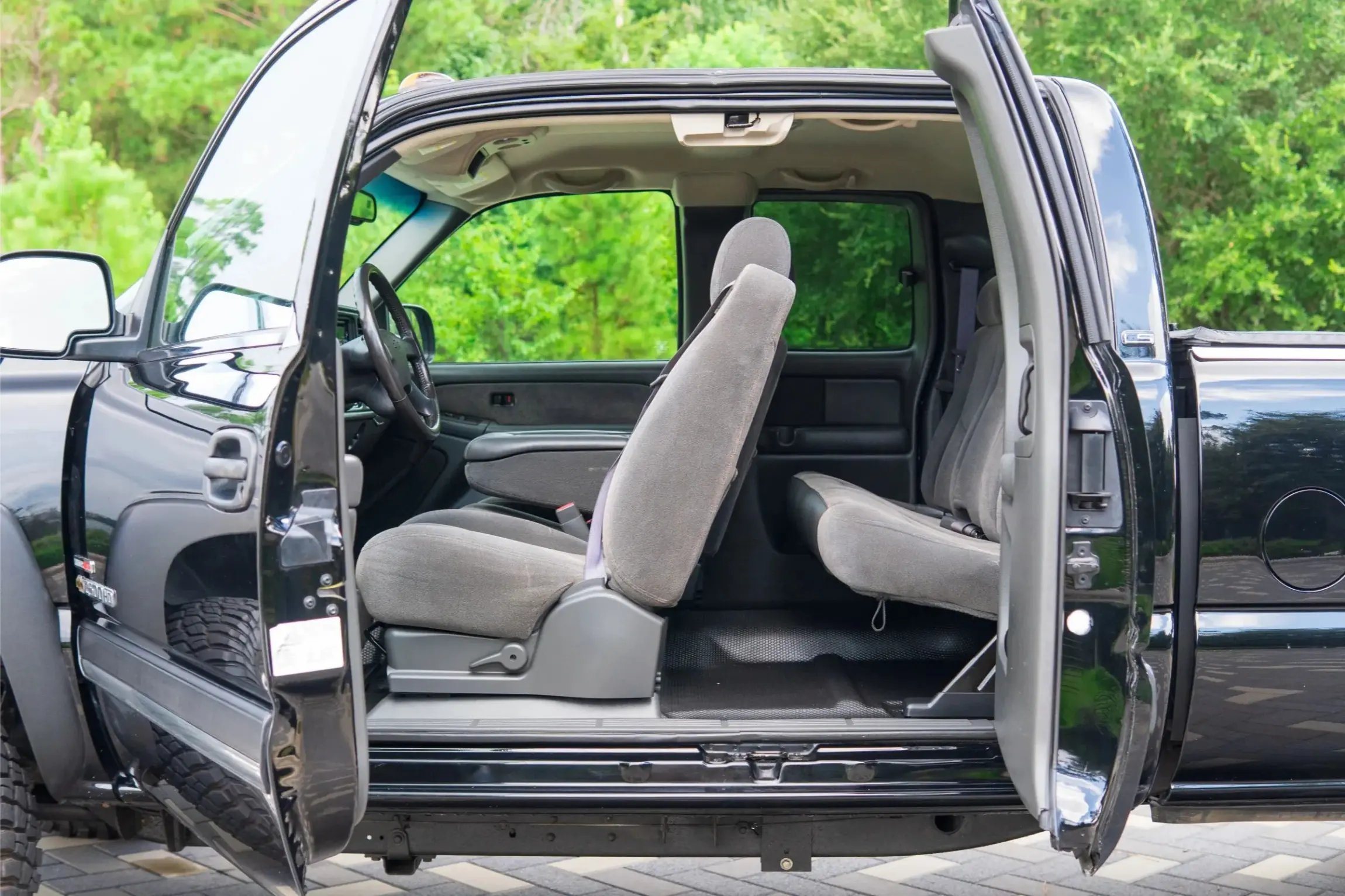 2003 Chevrolet Silverado 2500 LS