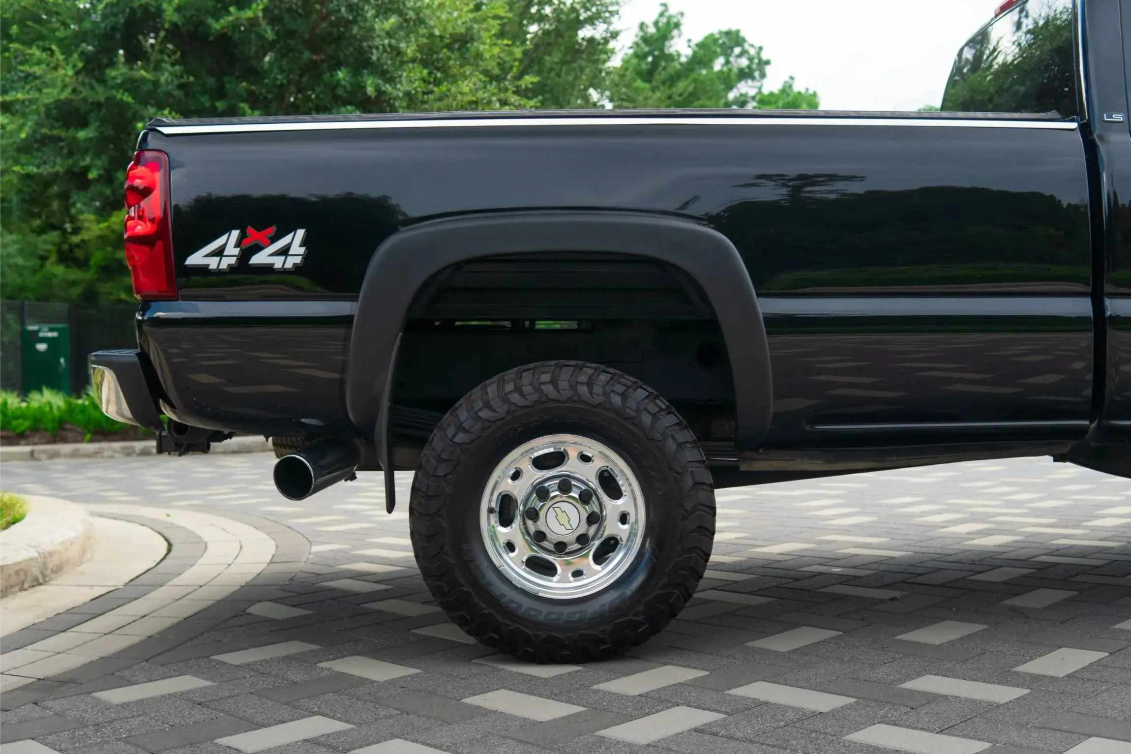 2003 Chevrolet Silverado 2500 LS