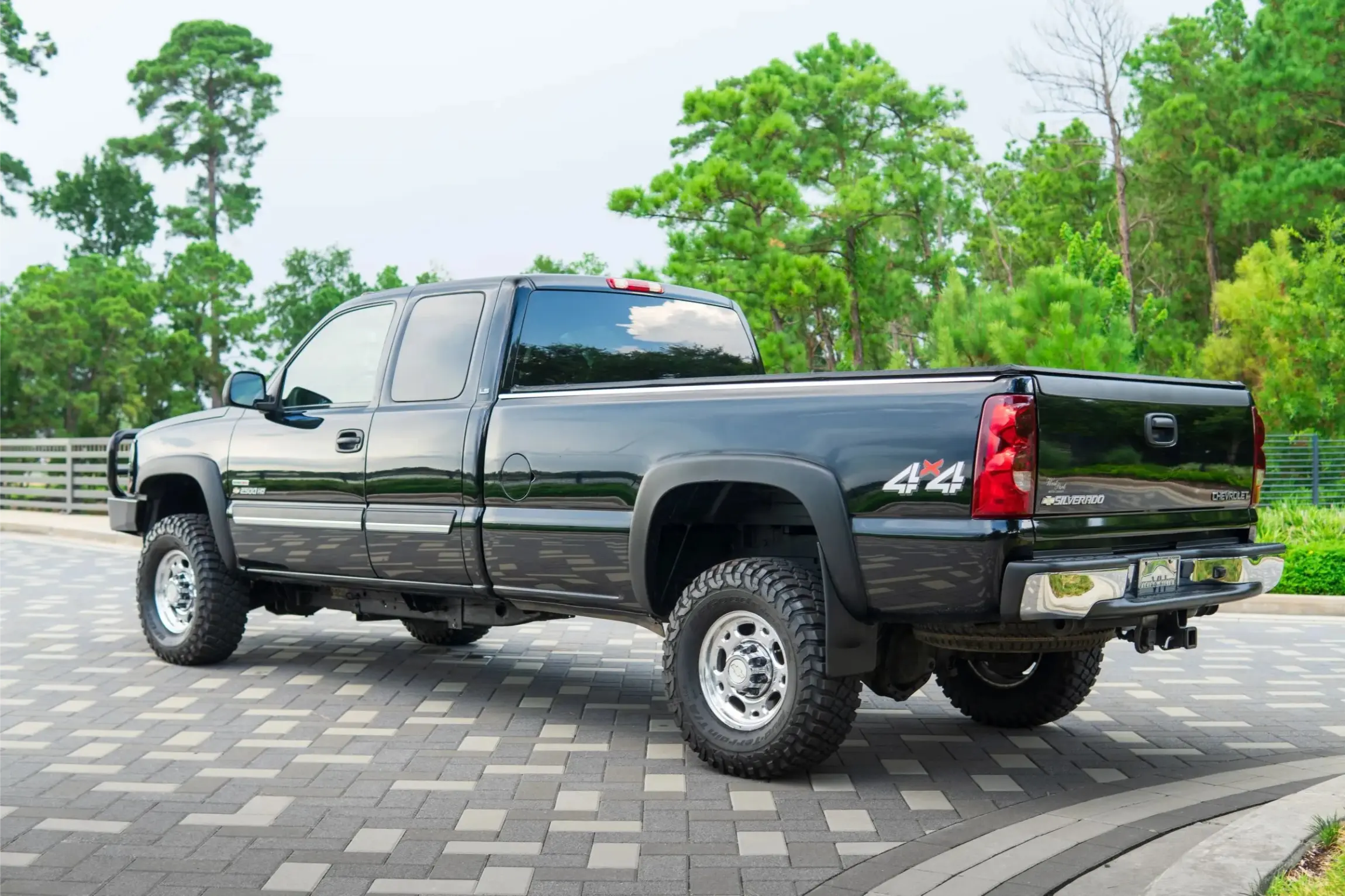 2003 Chevrolet Silverado 2500 LS