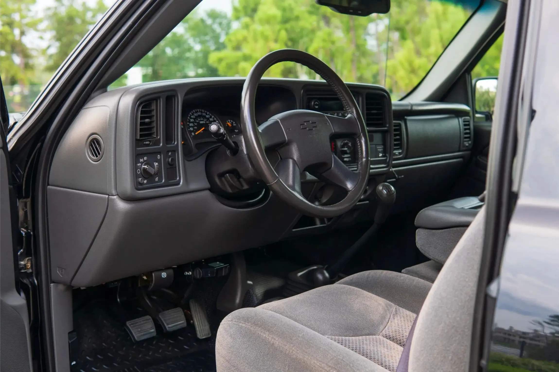 2003 Chevrolet Silverado 2500 LS