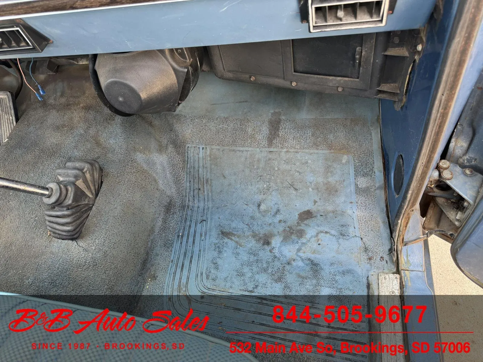 1977 Dodge W200 Adventurer