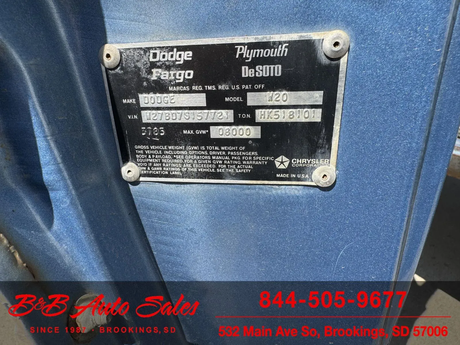 1977 Dodge W200 Adventurer