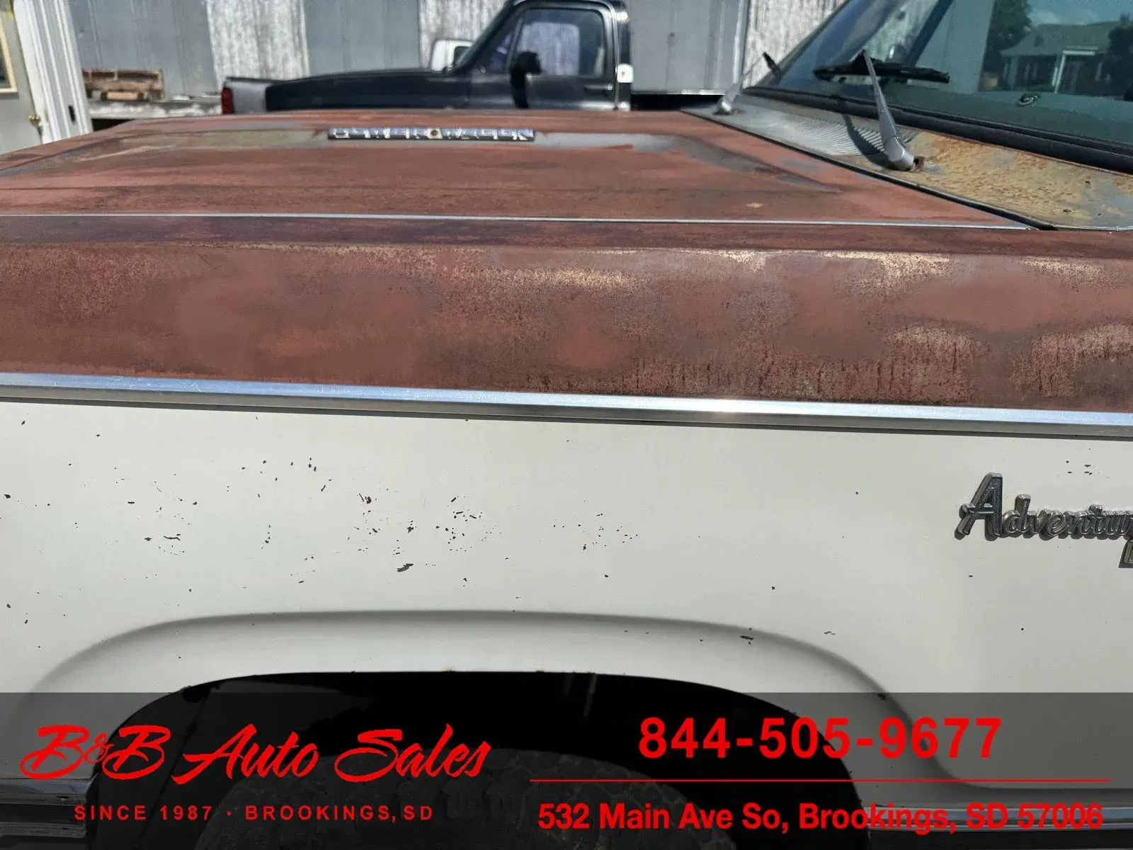 1977 Dodge W200 Adventurer