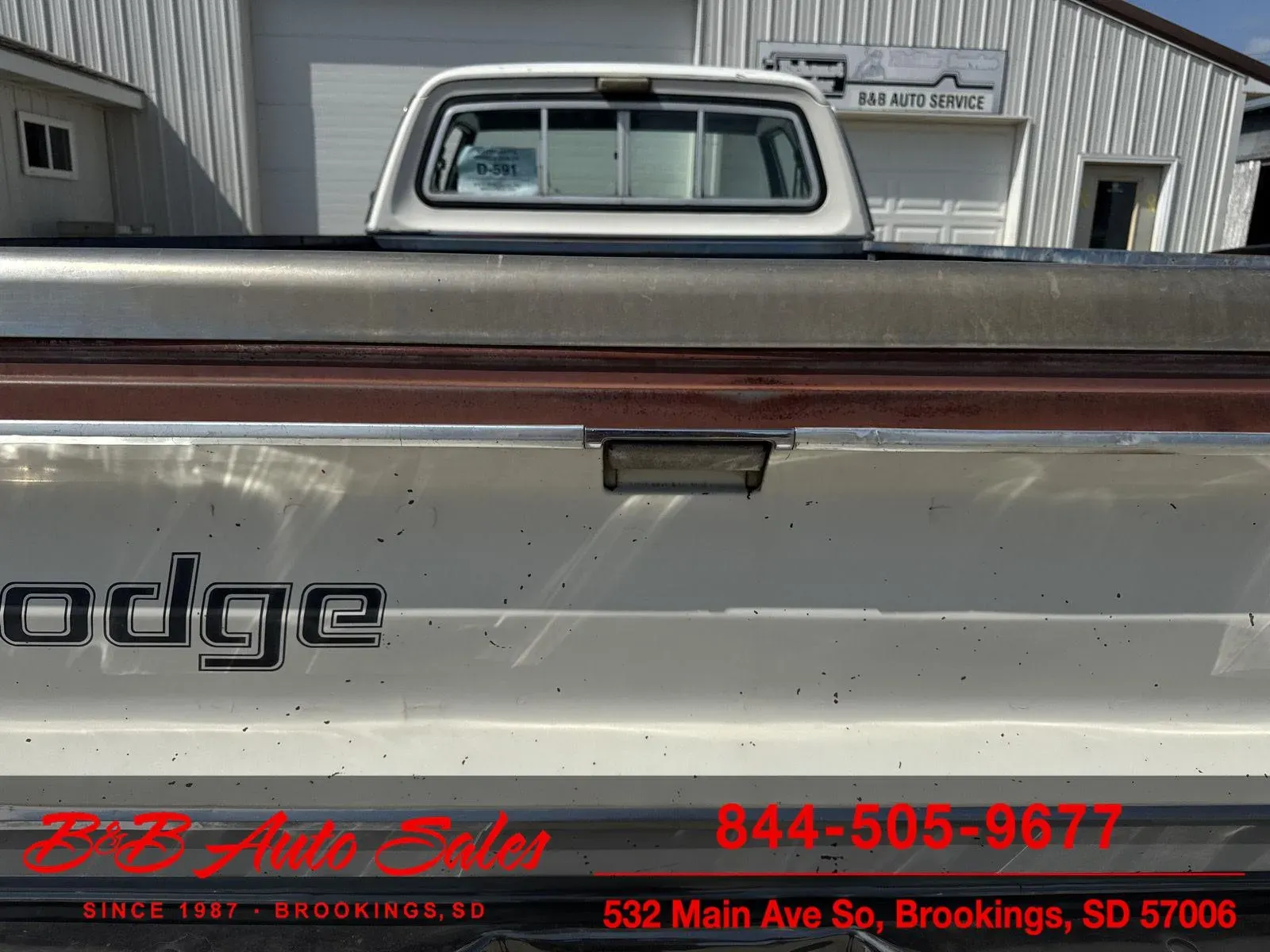 1977 Dodge W200 Adventurer