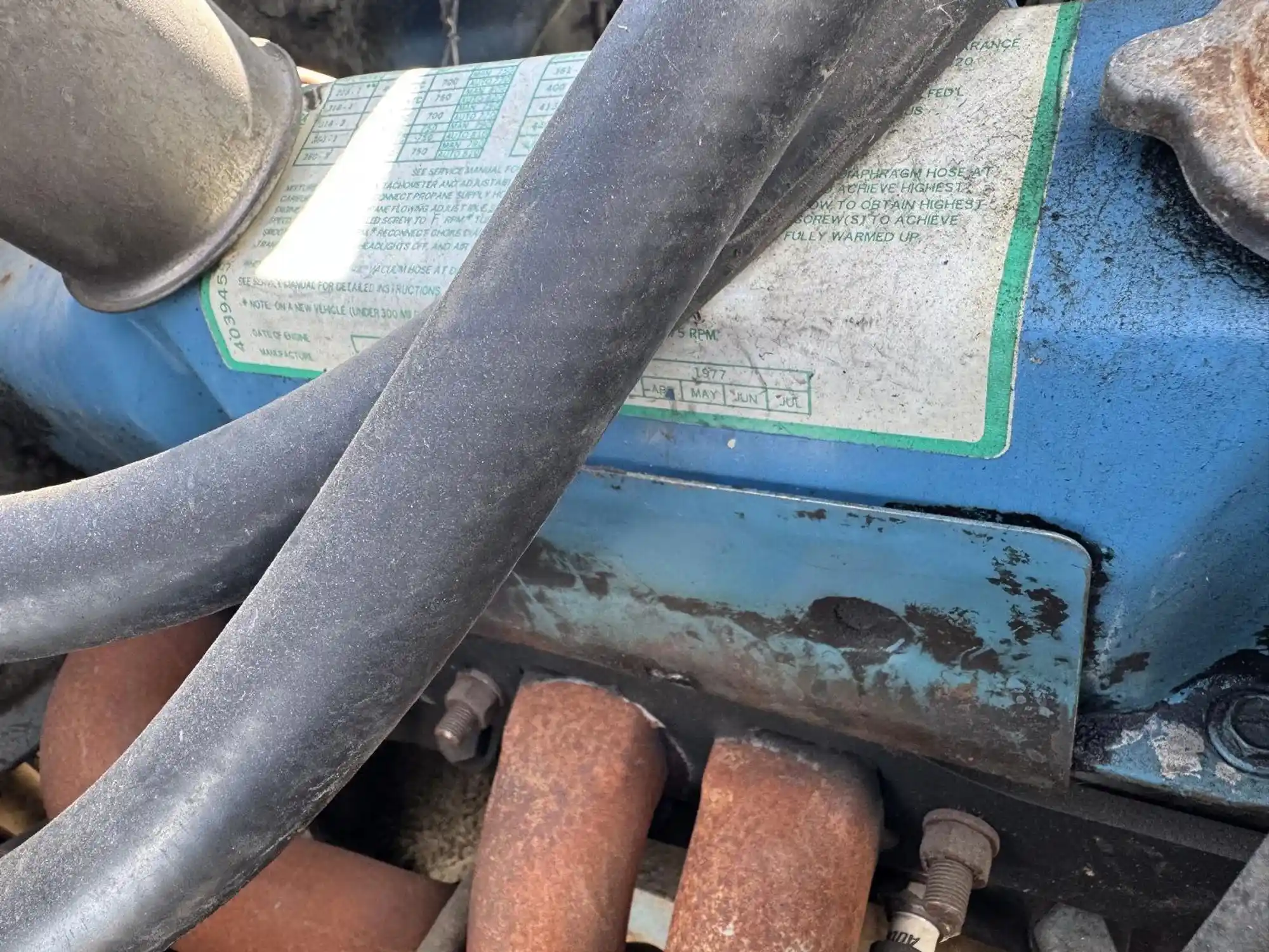 1977 Dodge W200 Adventurer