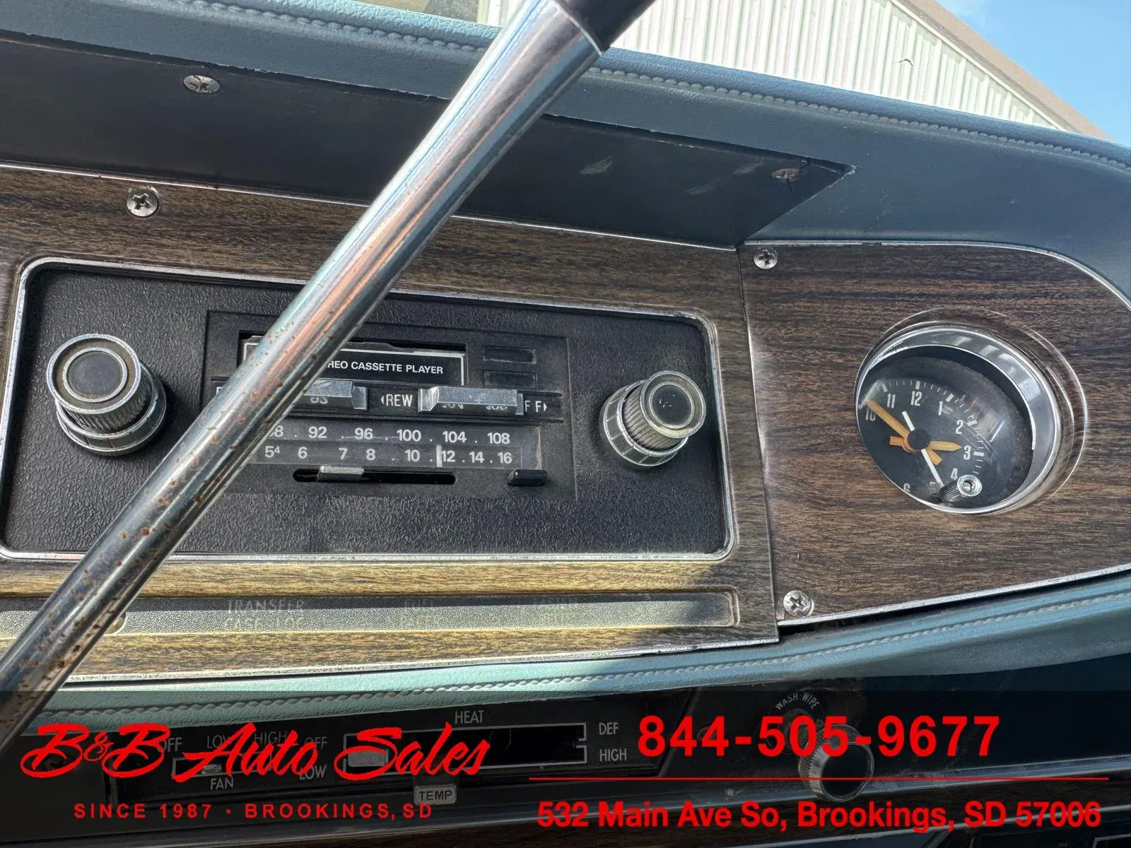 1977 Dodge W200 Adventurer