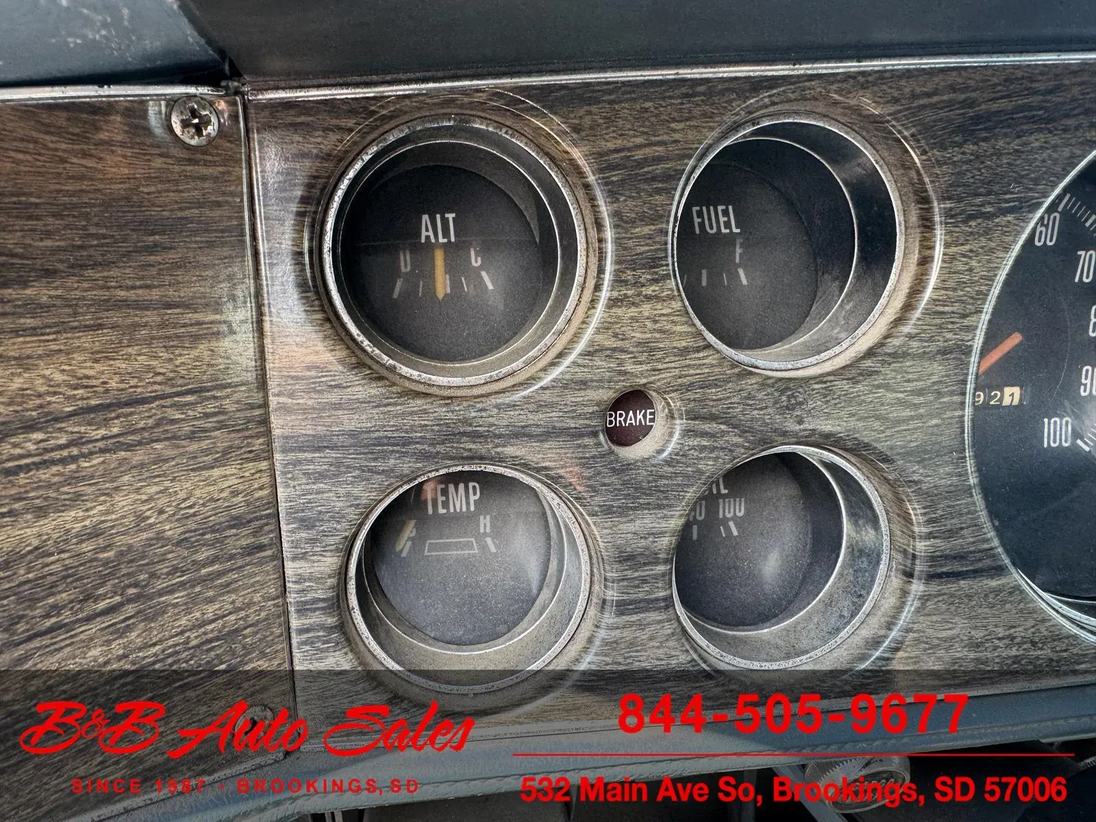 1977 Dodge W200 Adventurer