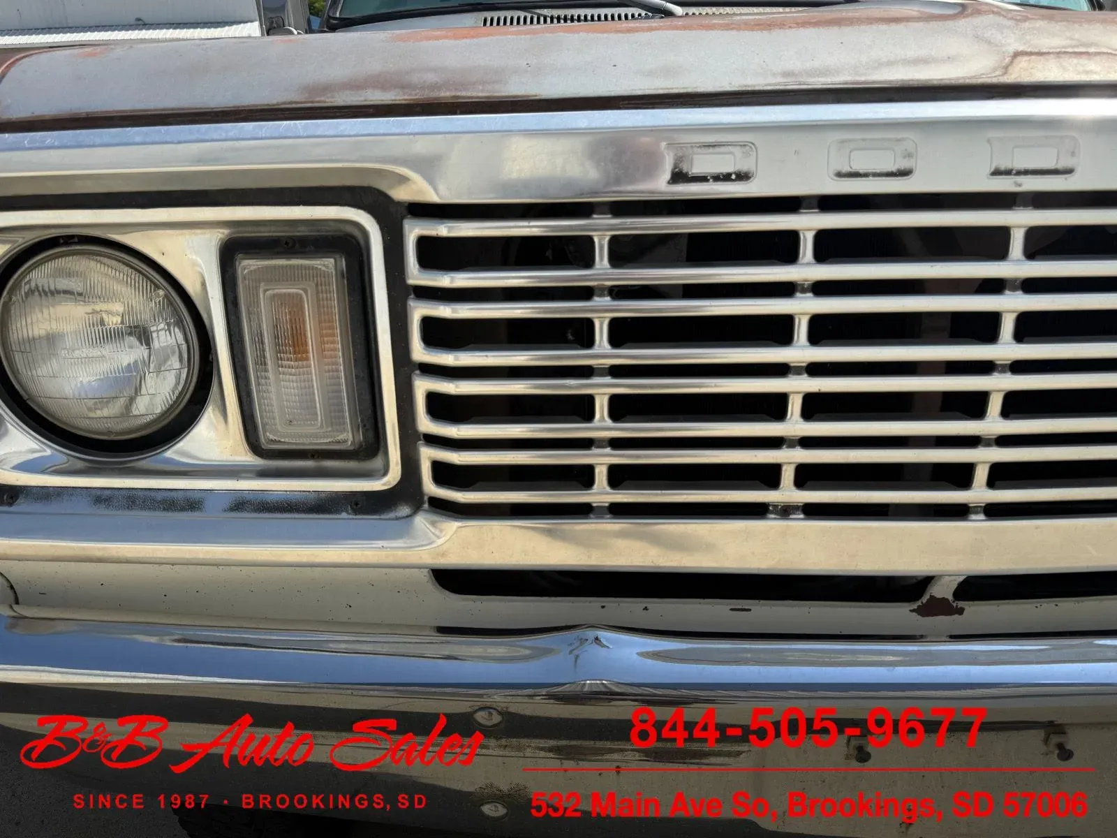 1977 Dodge W200 Adventurer