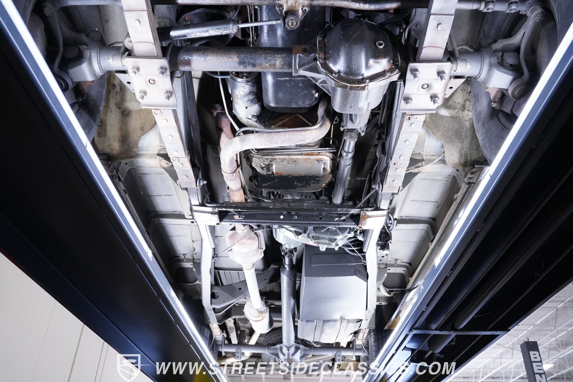 1977 Dodge W200 Adventurer