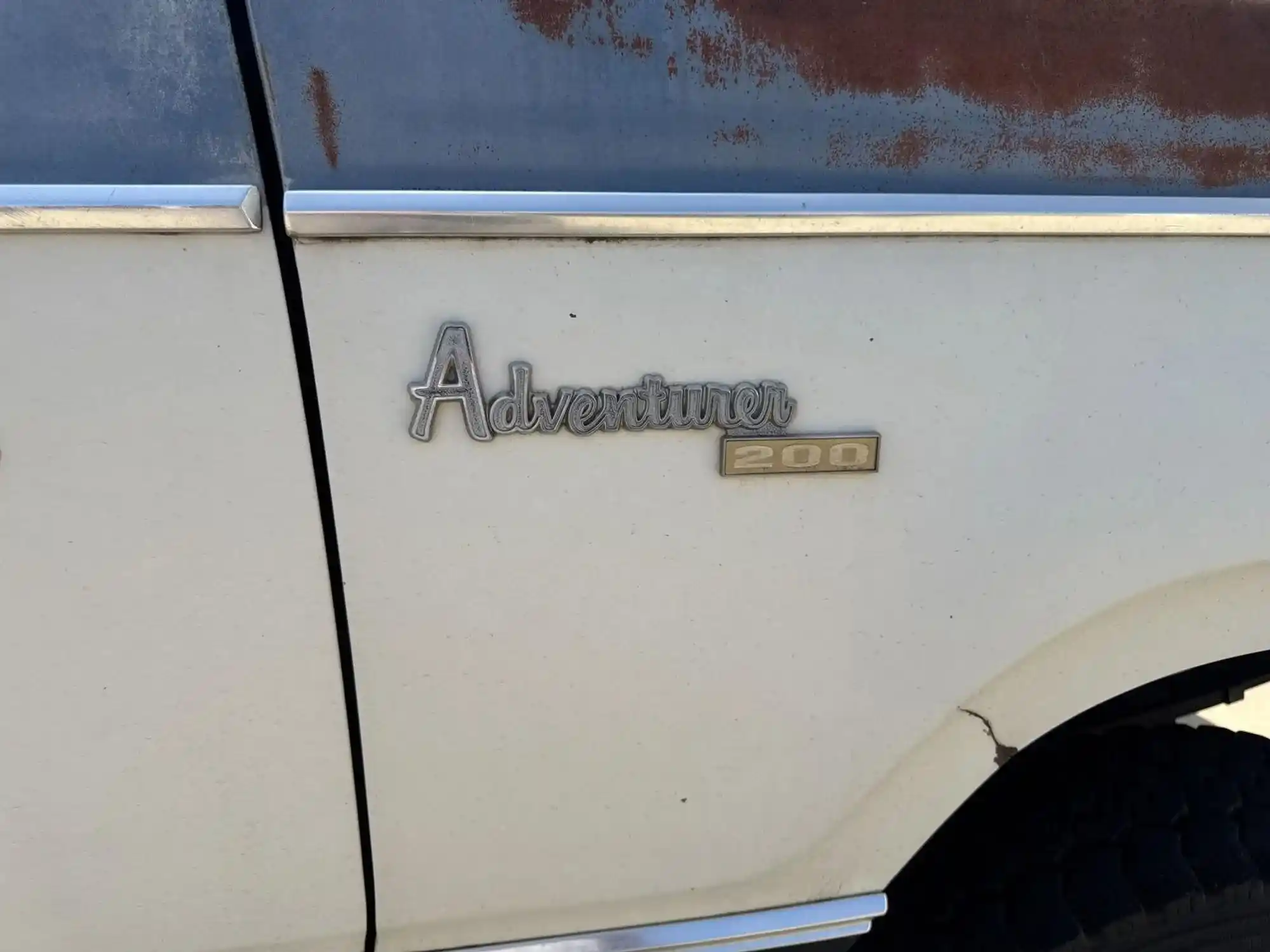 1977 Dodge W200 Adventurer