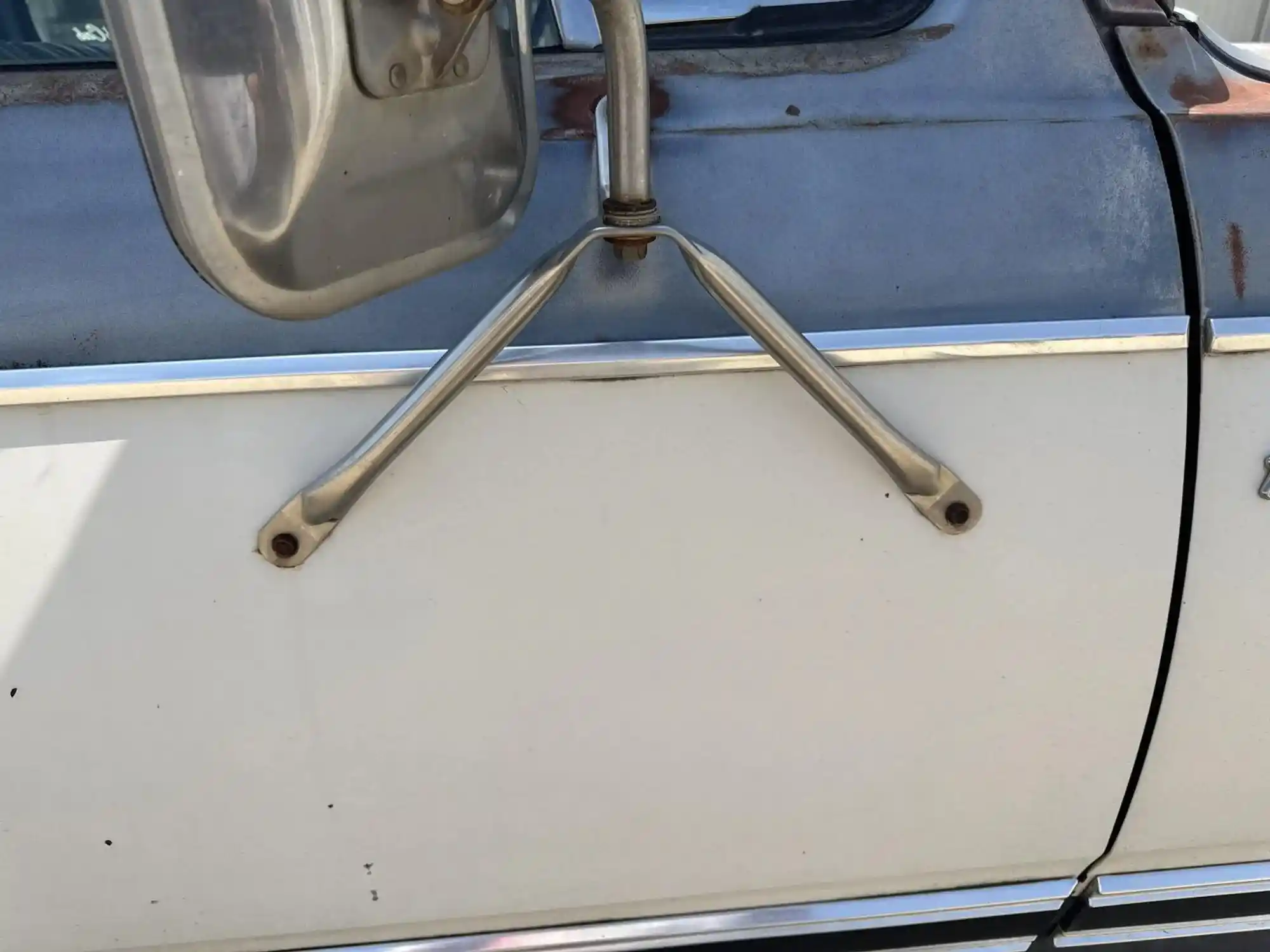 1977 Dodge W200 Adventurer