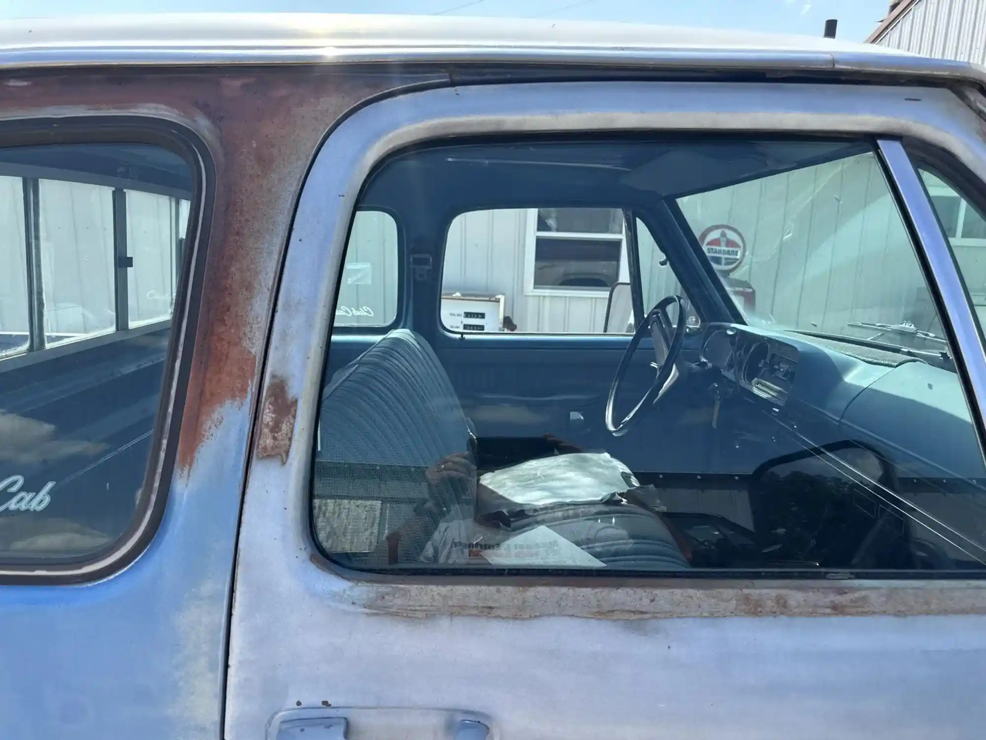 1977 Dodge W200 Adventurer