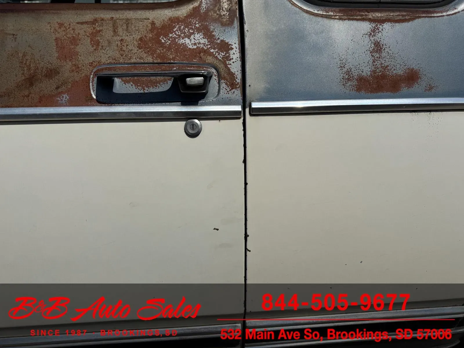 1977 Dodge W200 Adventurer