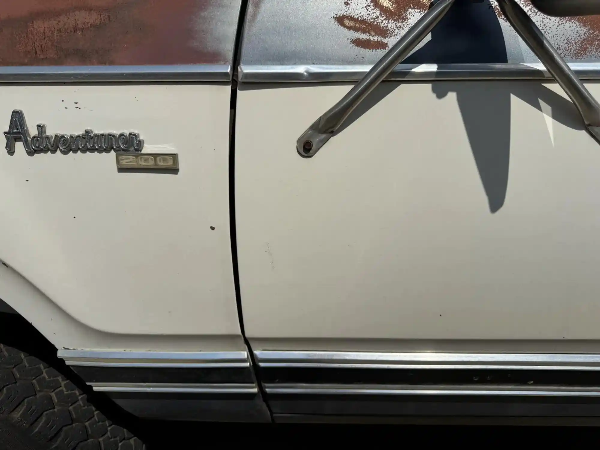 1977 Dodge W200 Adventurer