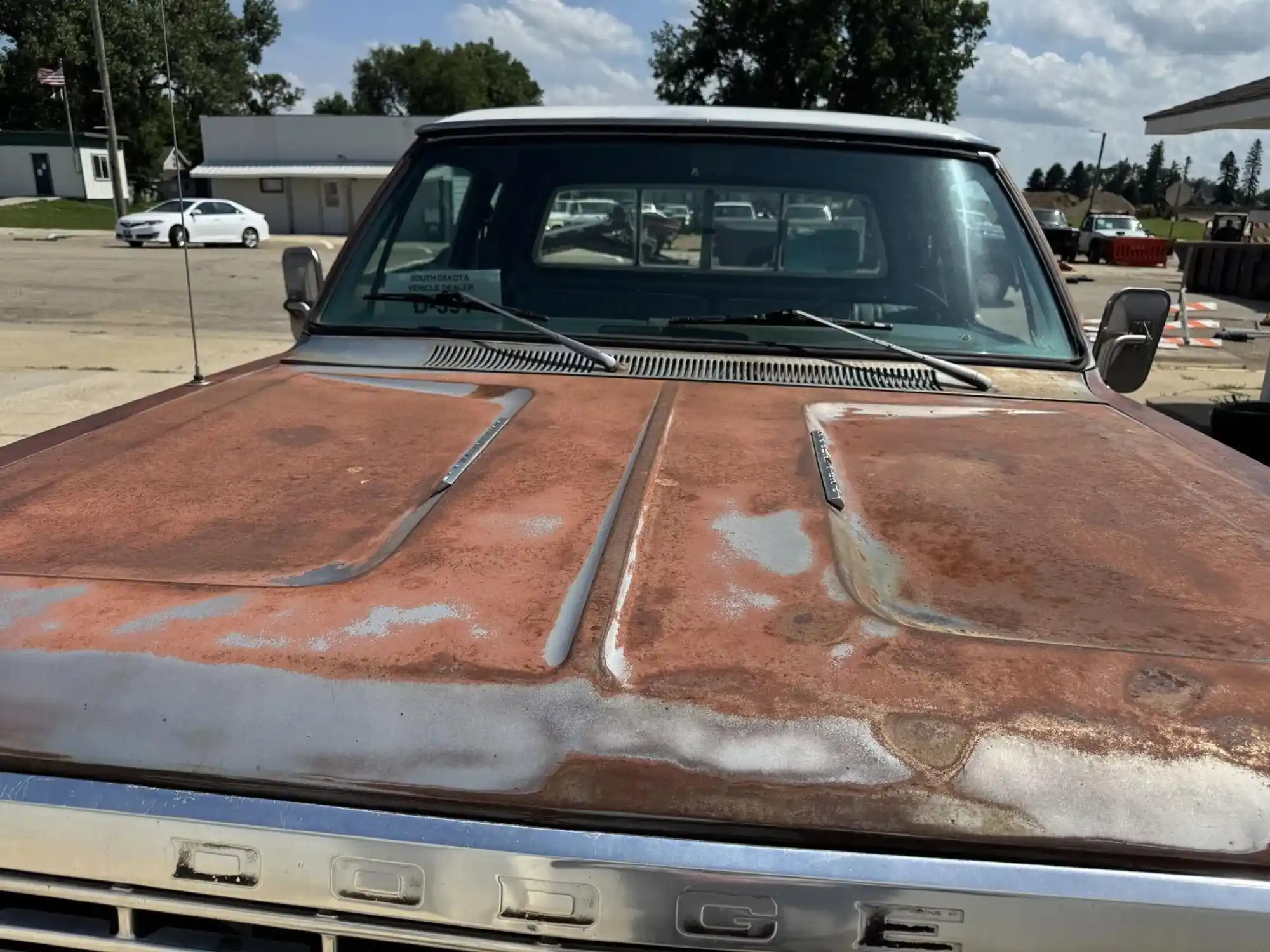 1977 Dodge W200 Adventurer