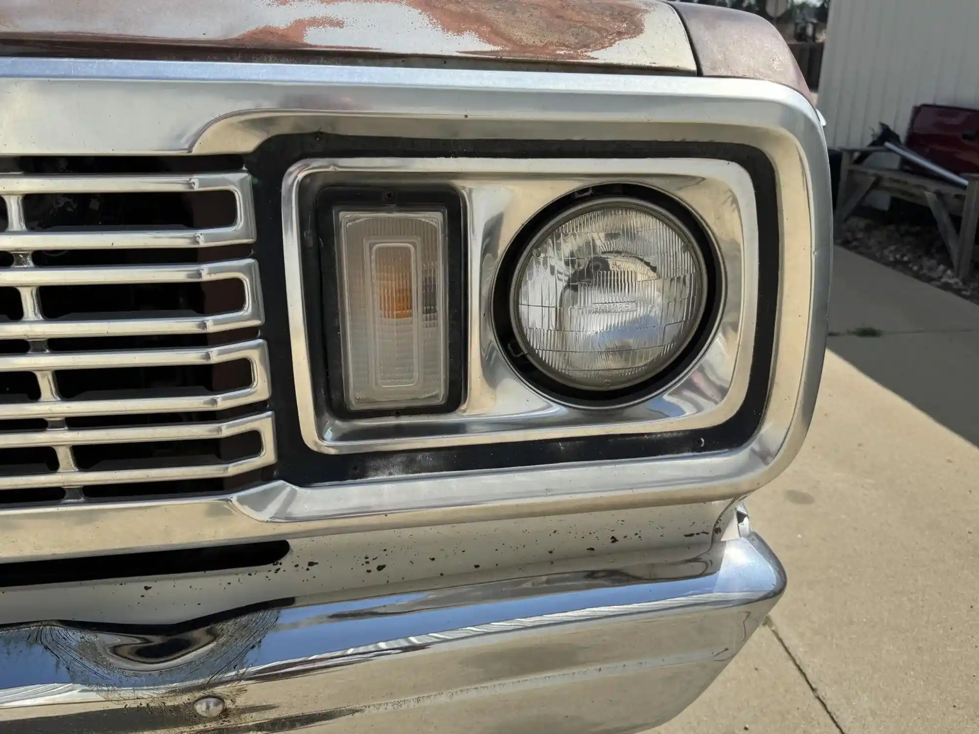 1977 Dodge W200 Adventurer
