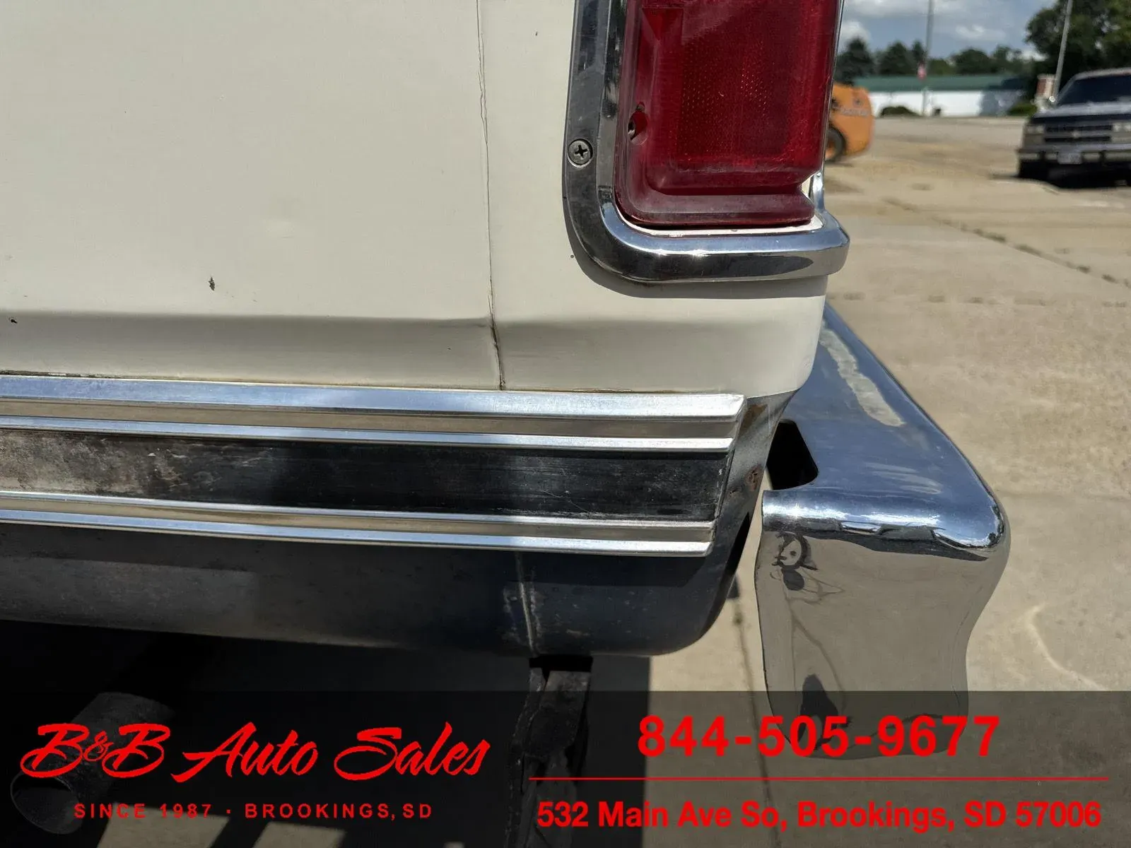 1977 Dodge W200 Adventurer