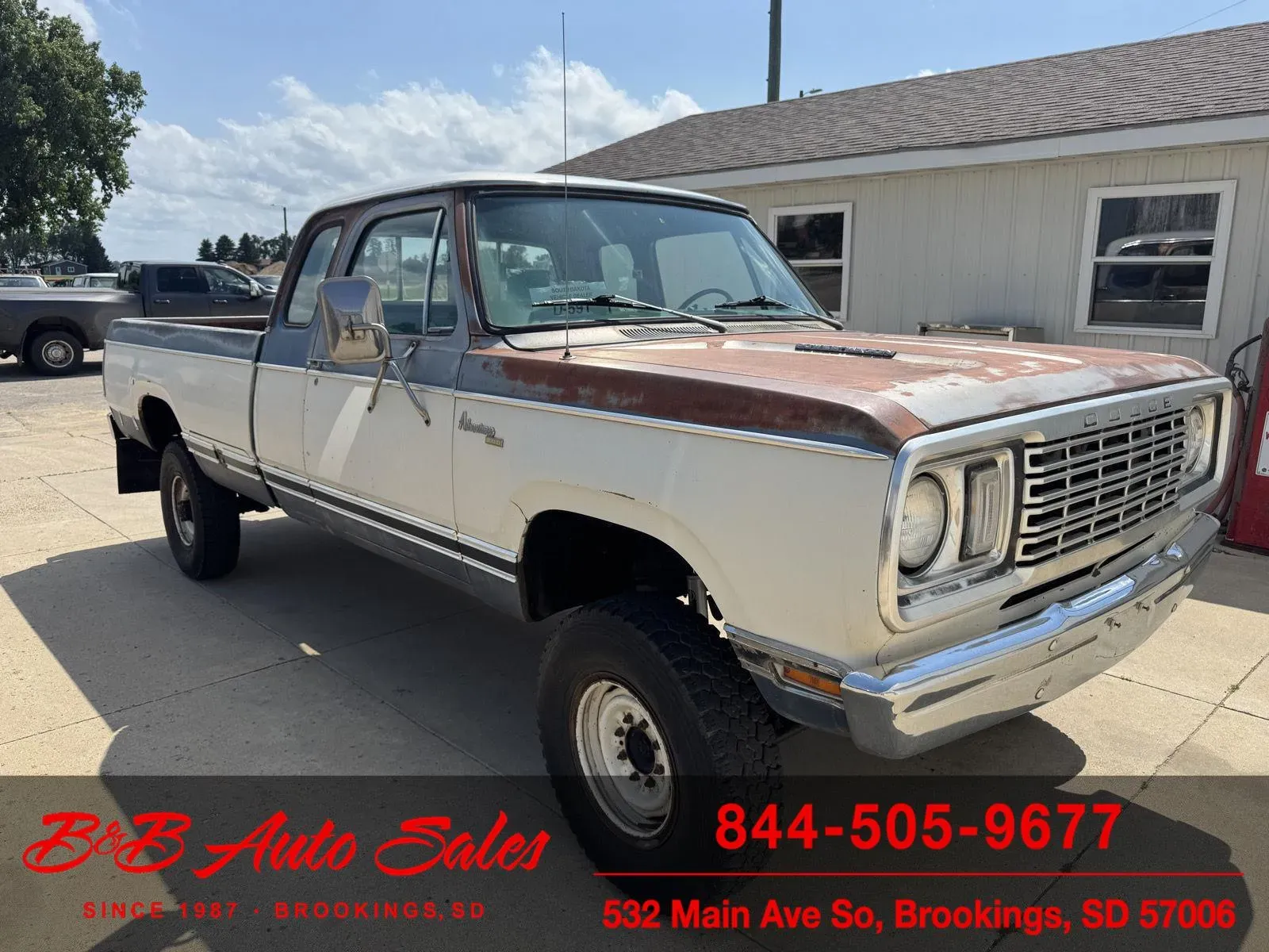 1977 Dodge W200 Adventurer