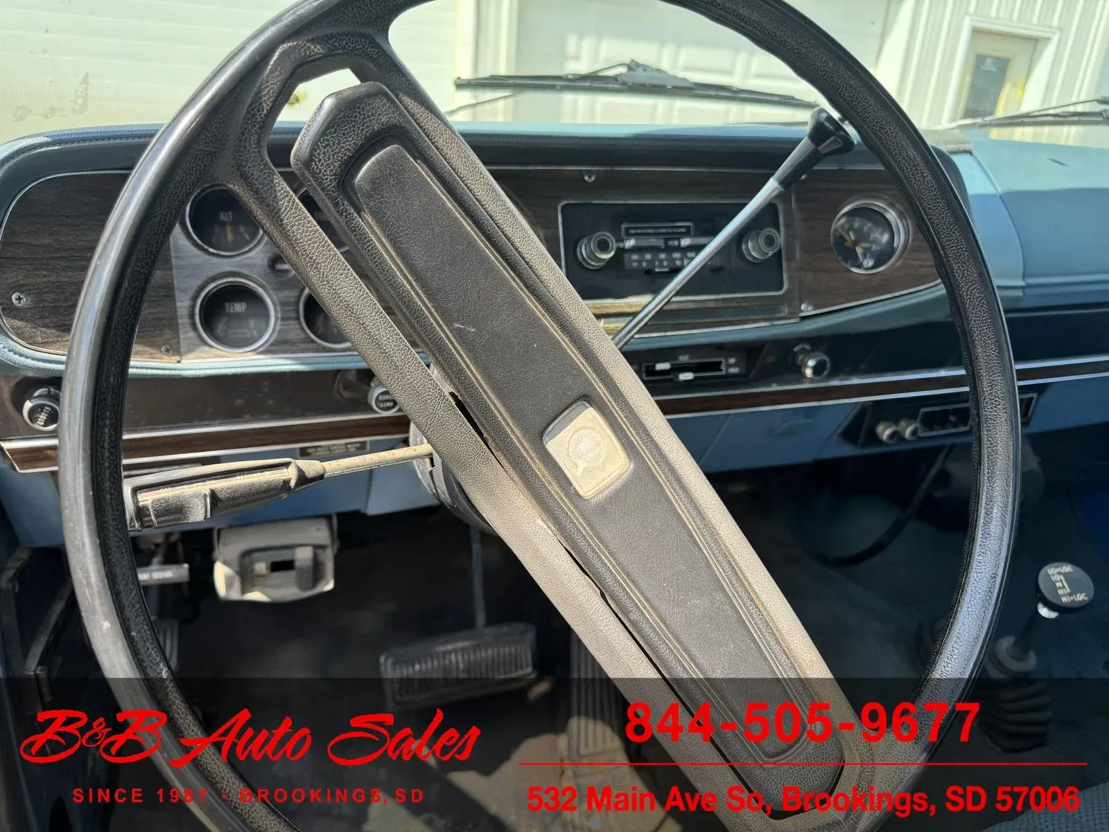 1977 Dodge W200 Adventurer