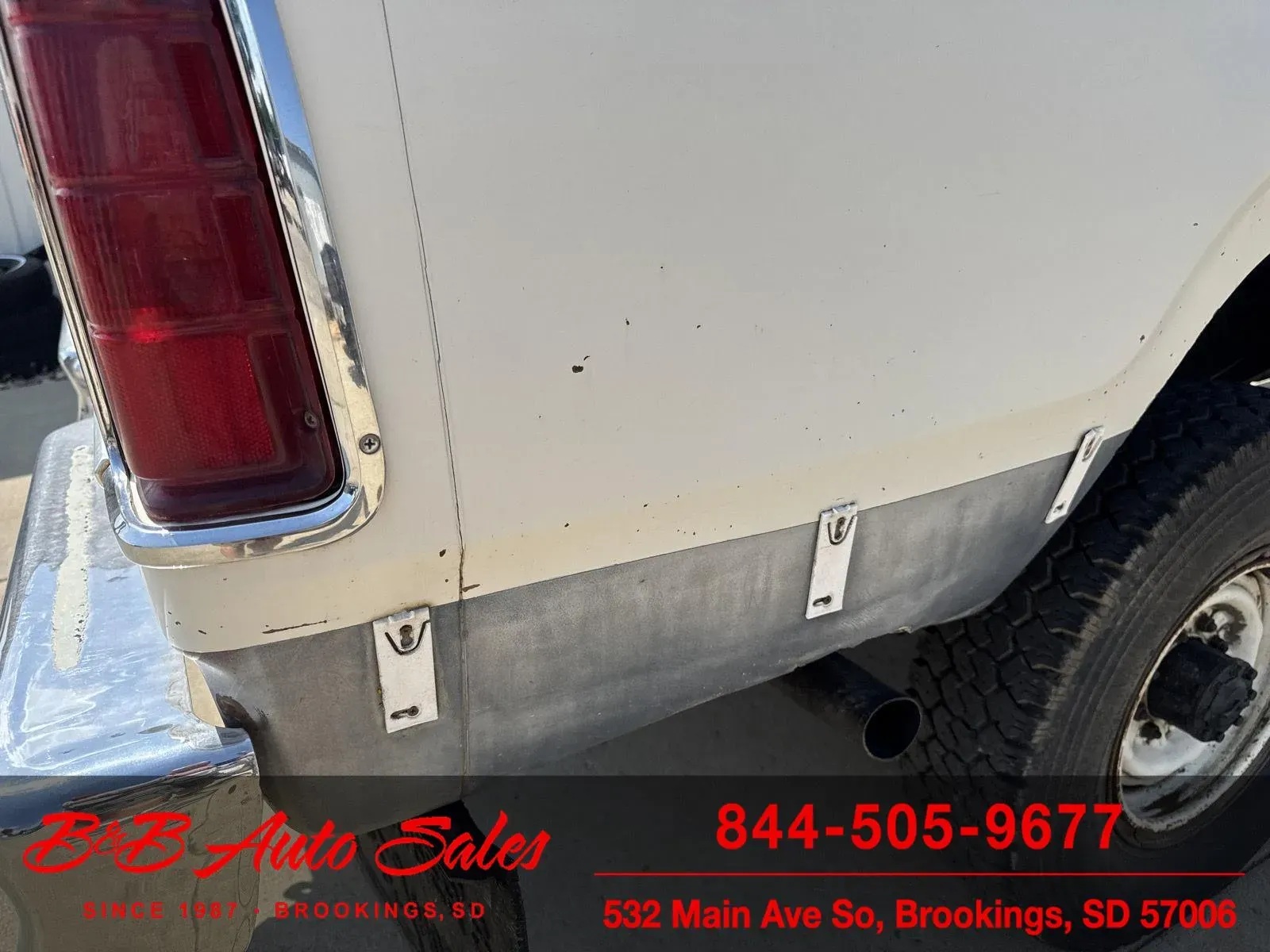 1977 Dodge W200 Adventurer