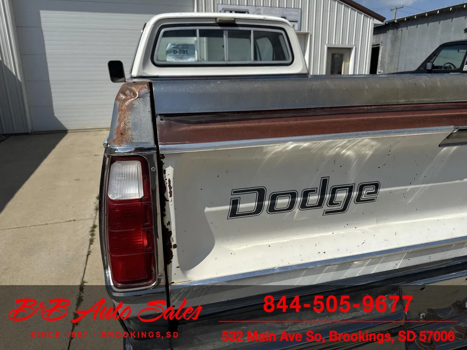 1977 Dodge W200 Adventurer