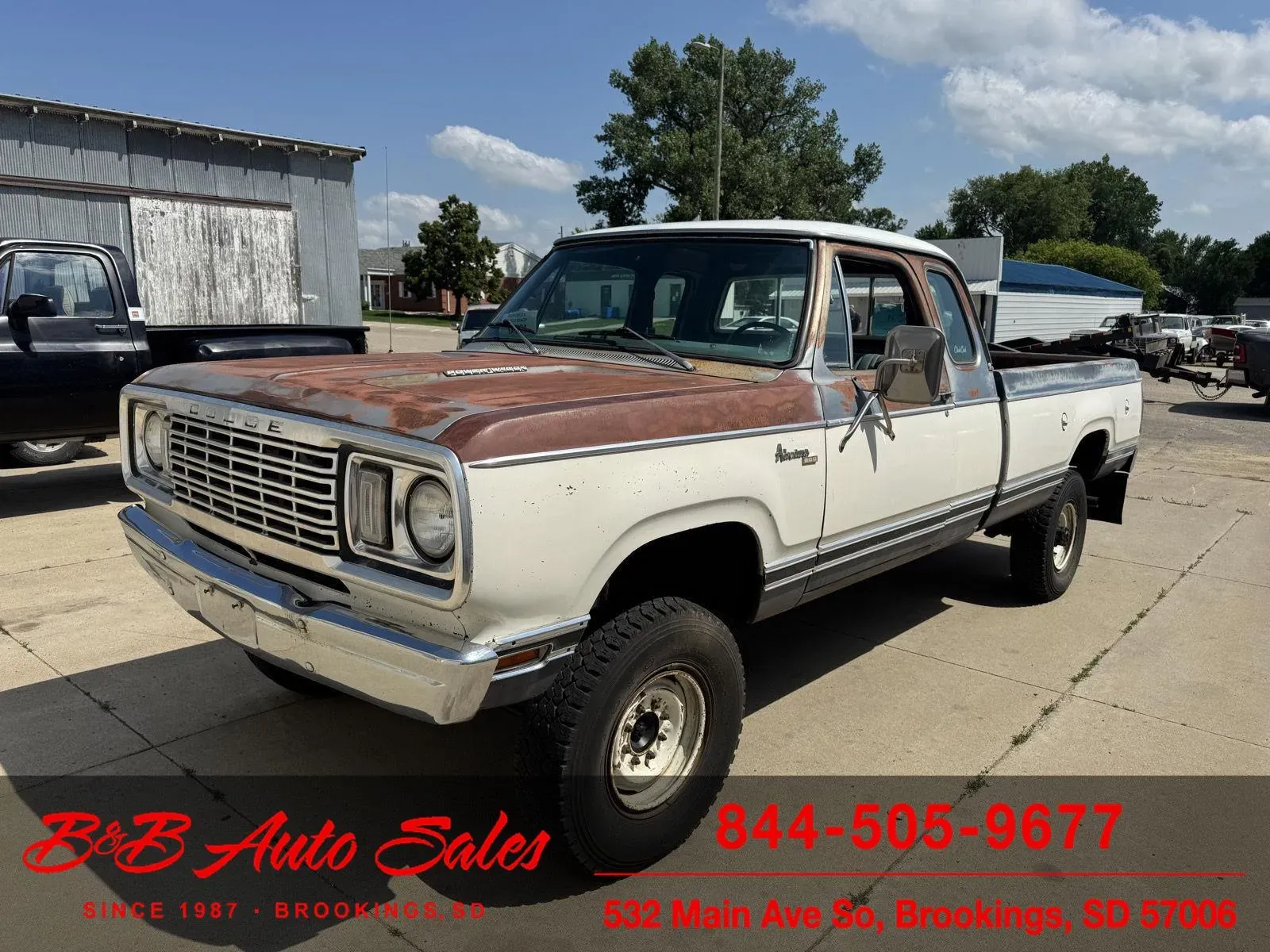 1977 Dodge W200 Adventurer