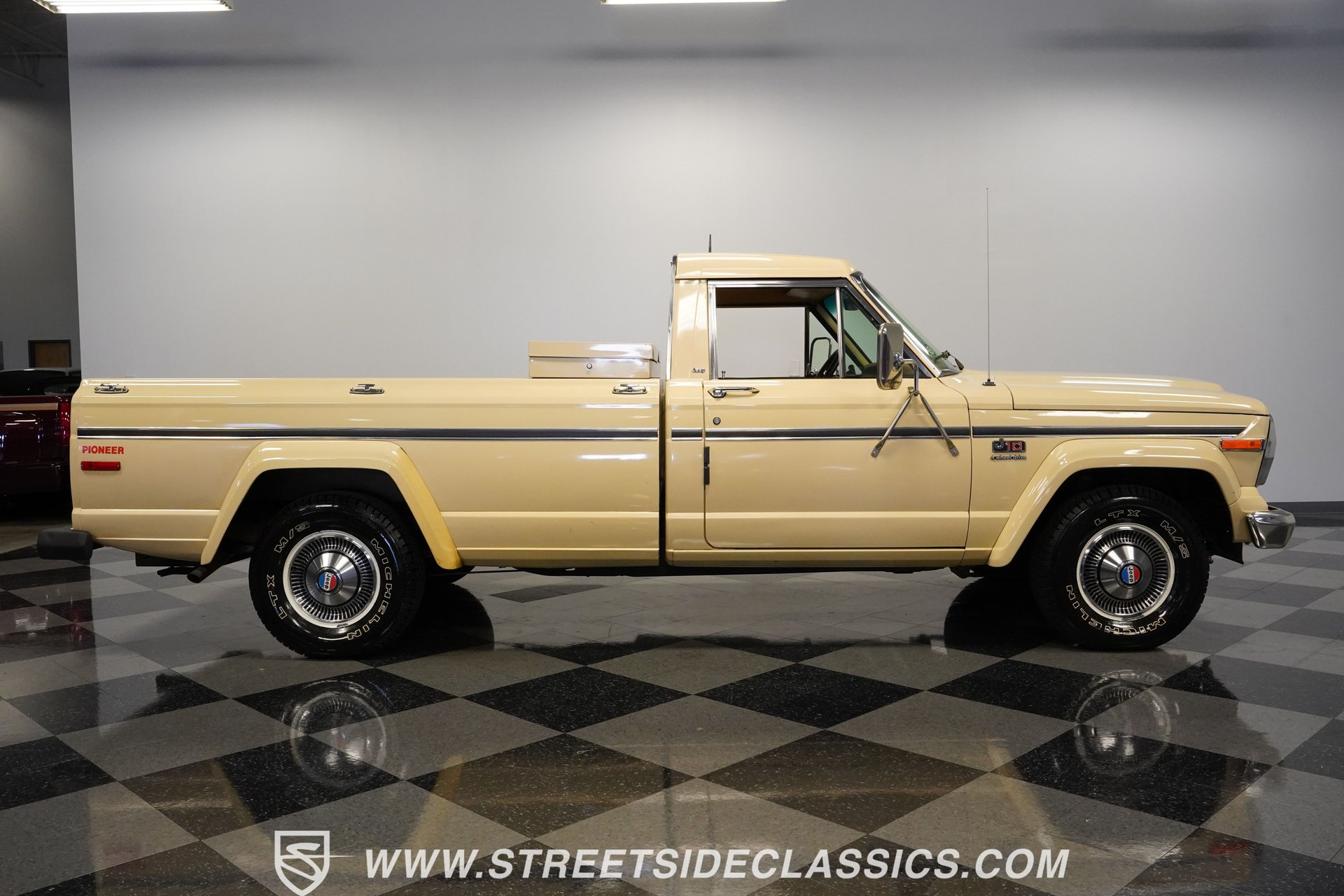 1985 Jeep J10 Pioneer 4×4