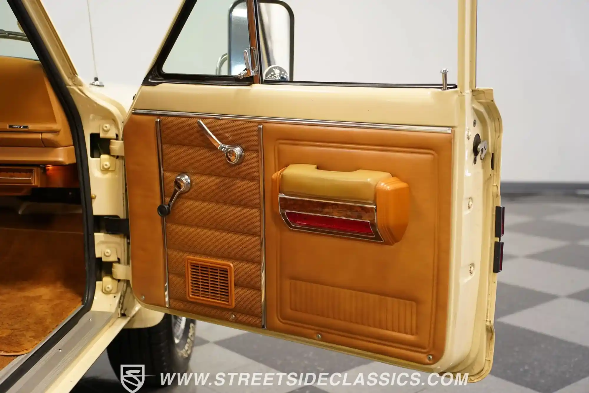 1985 Jeep J10 Pioneer 4×4