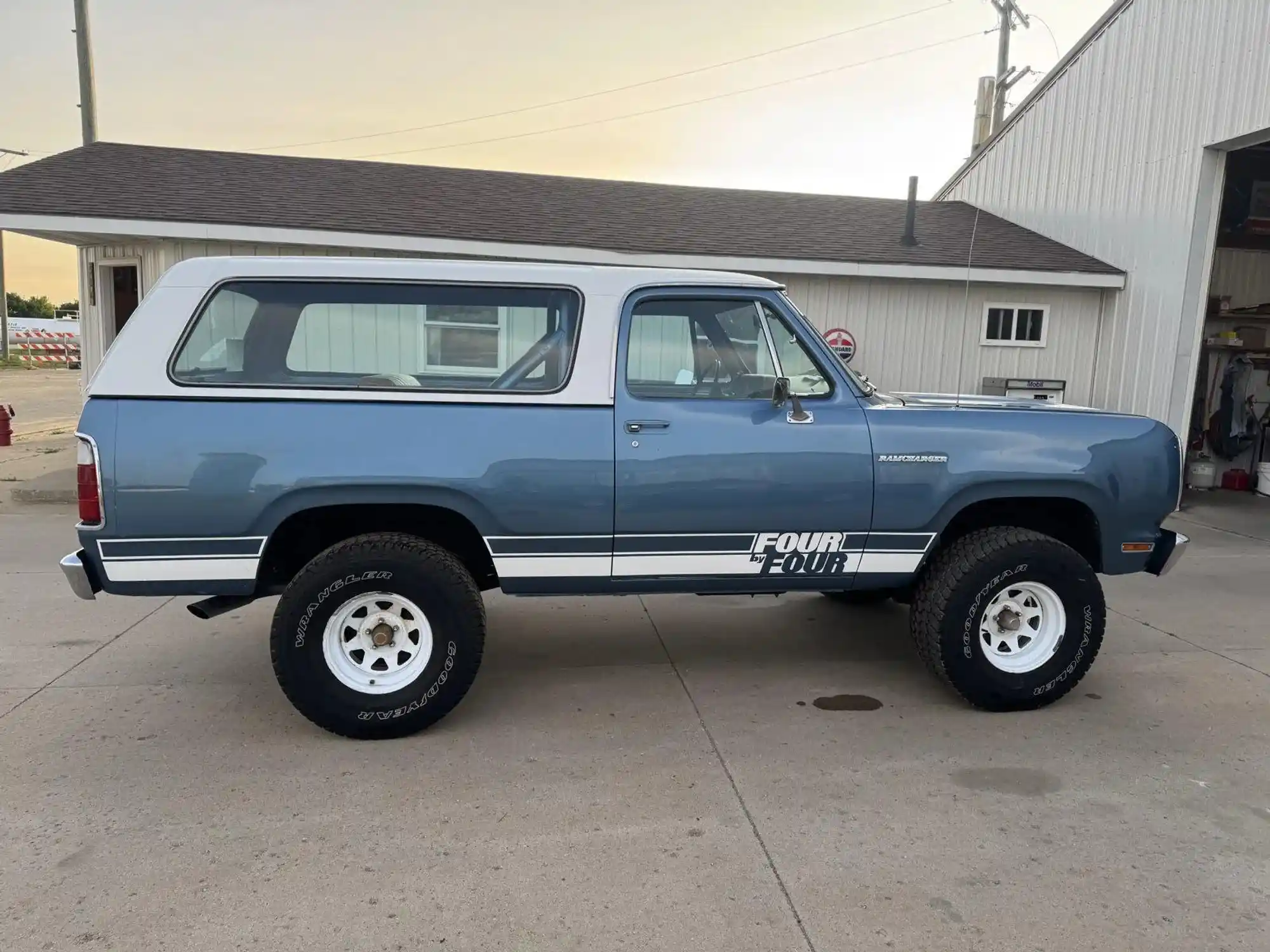 1977 Dodge Ramcharger
